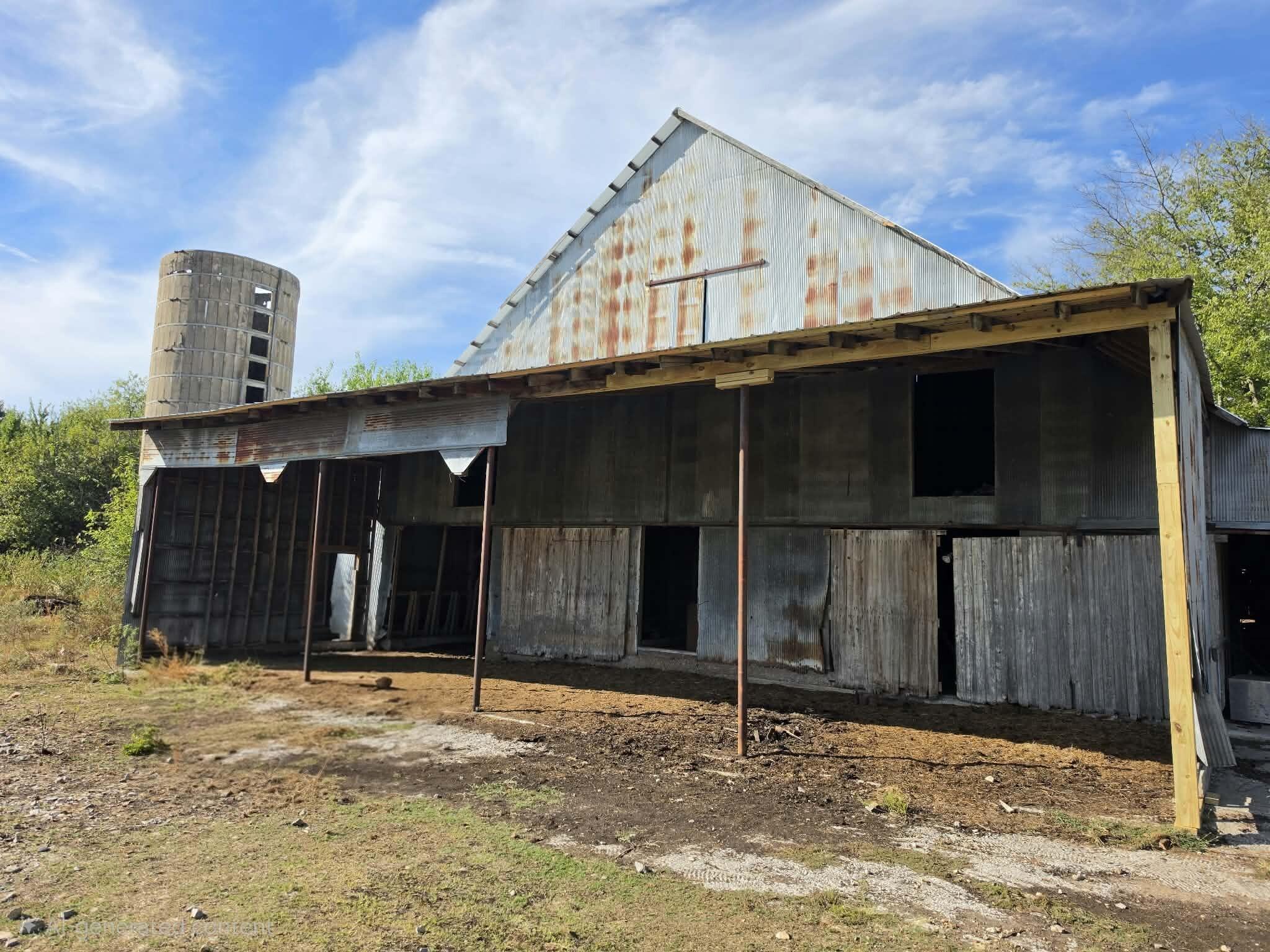 main property photo 4