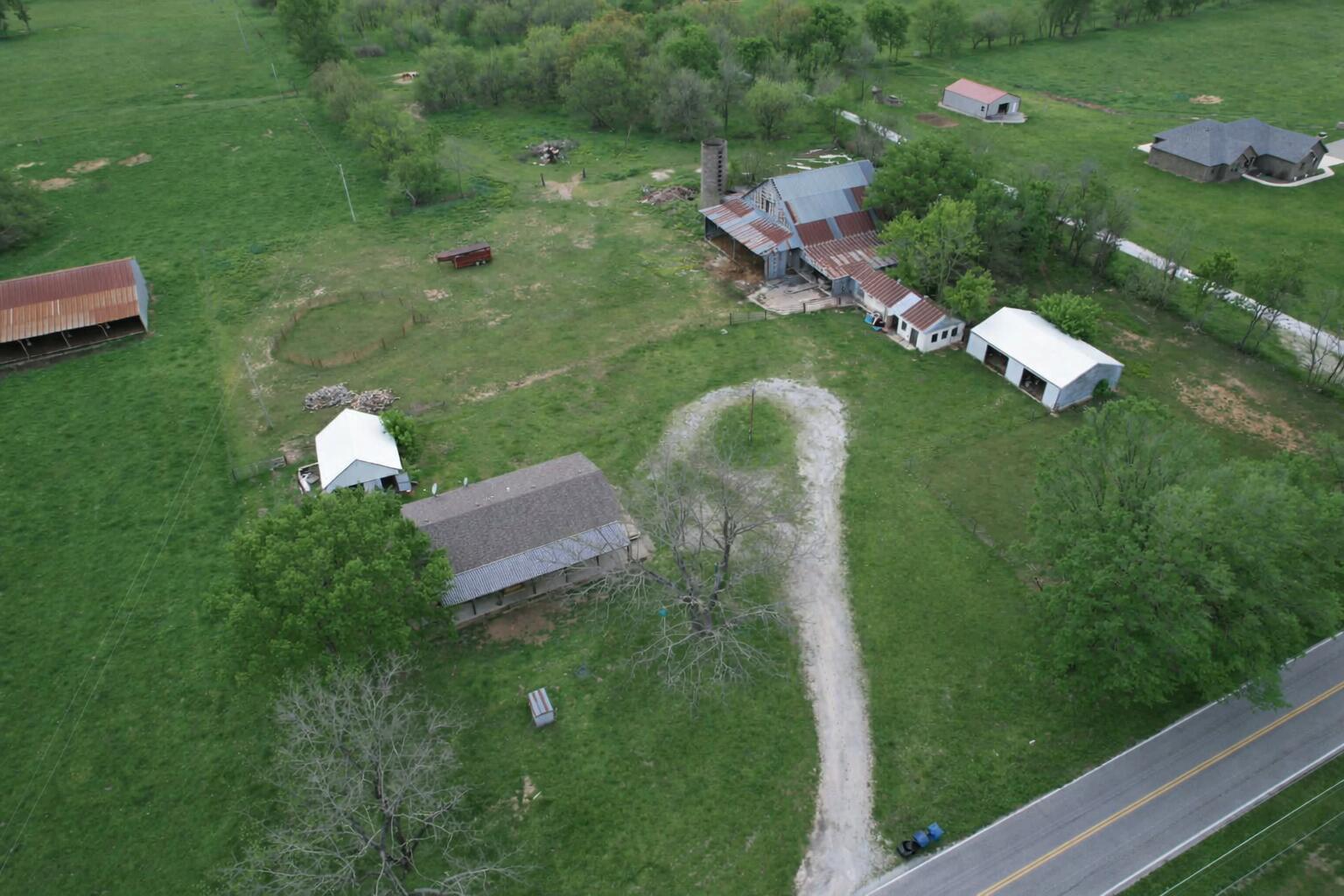 main property photo 7