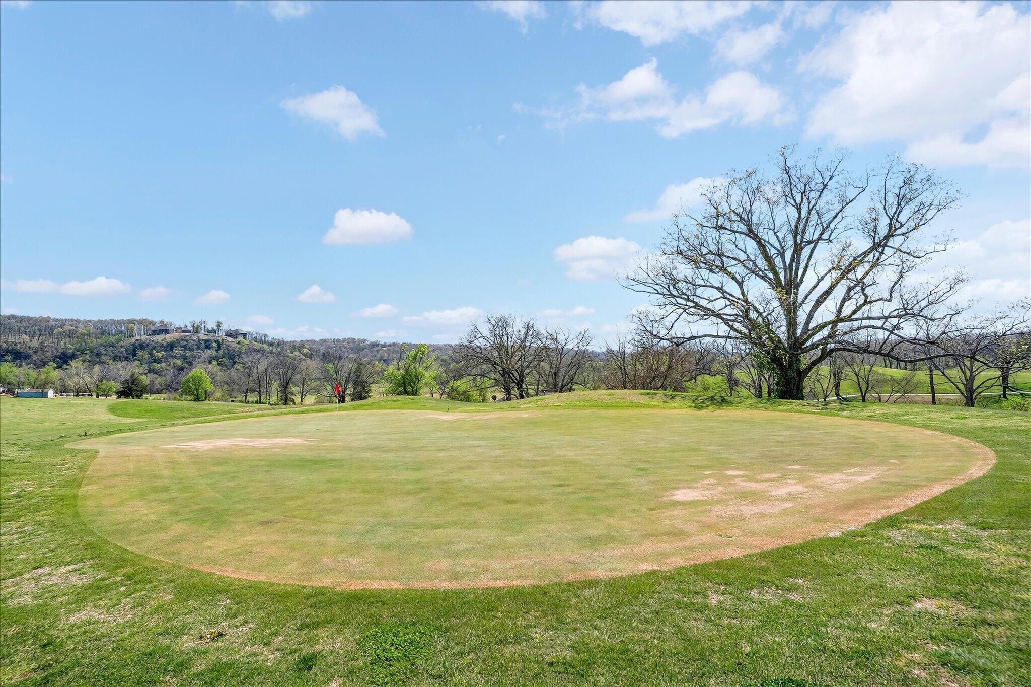 main property photo 11
