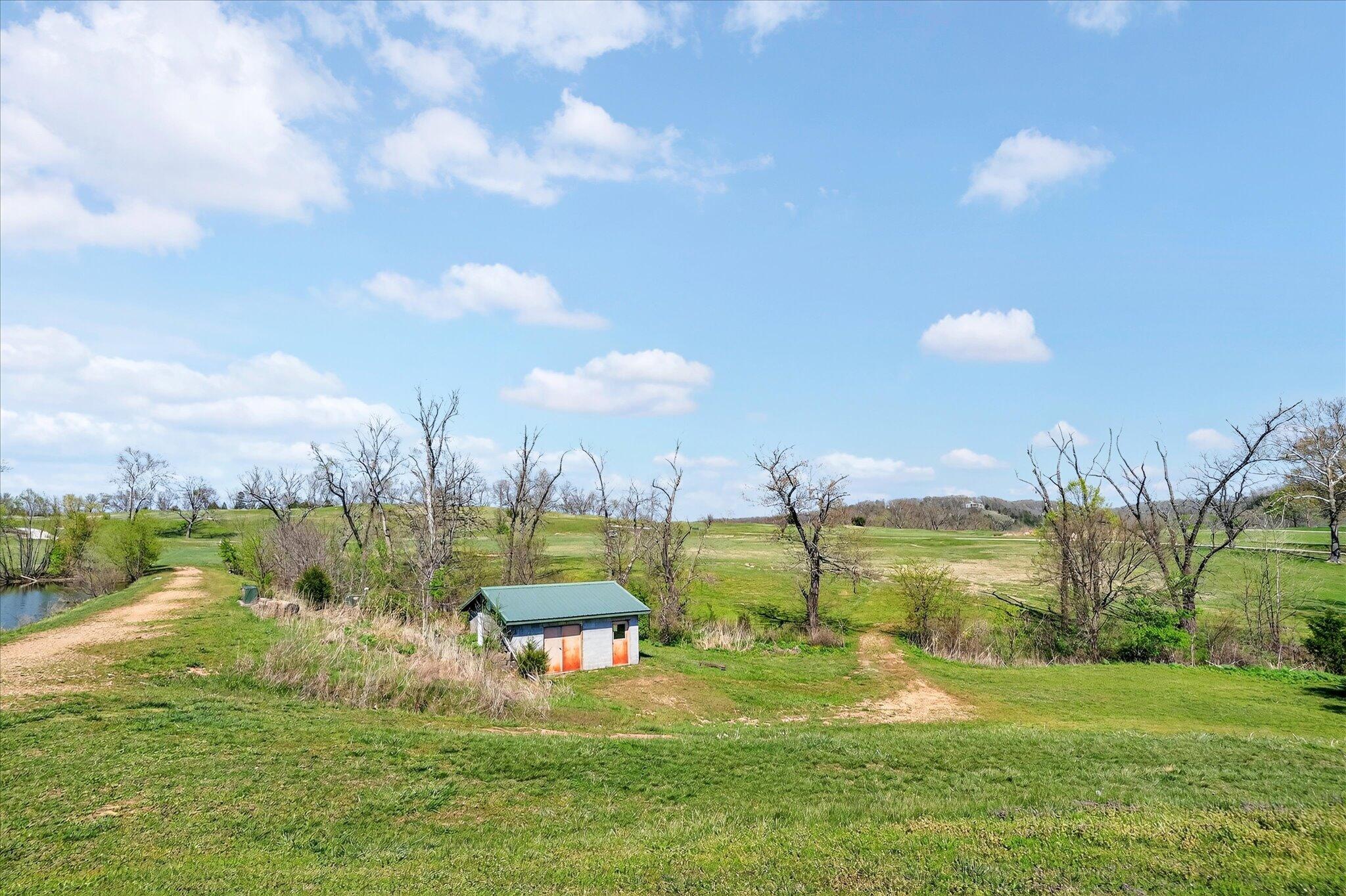 main property photo 34