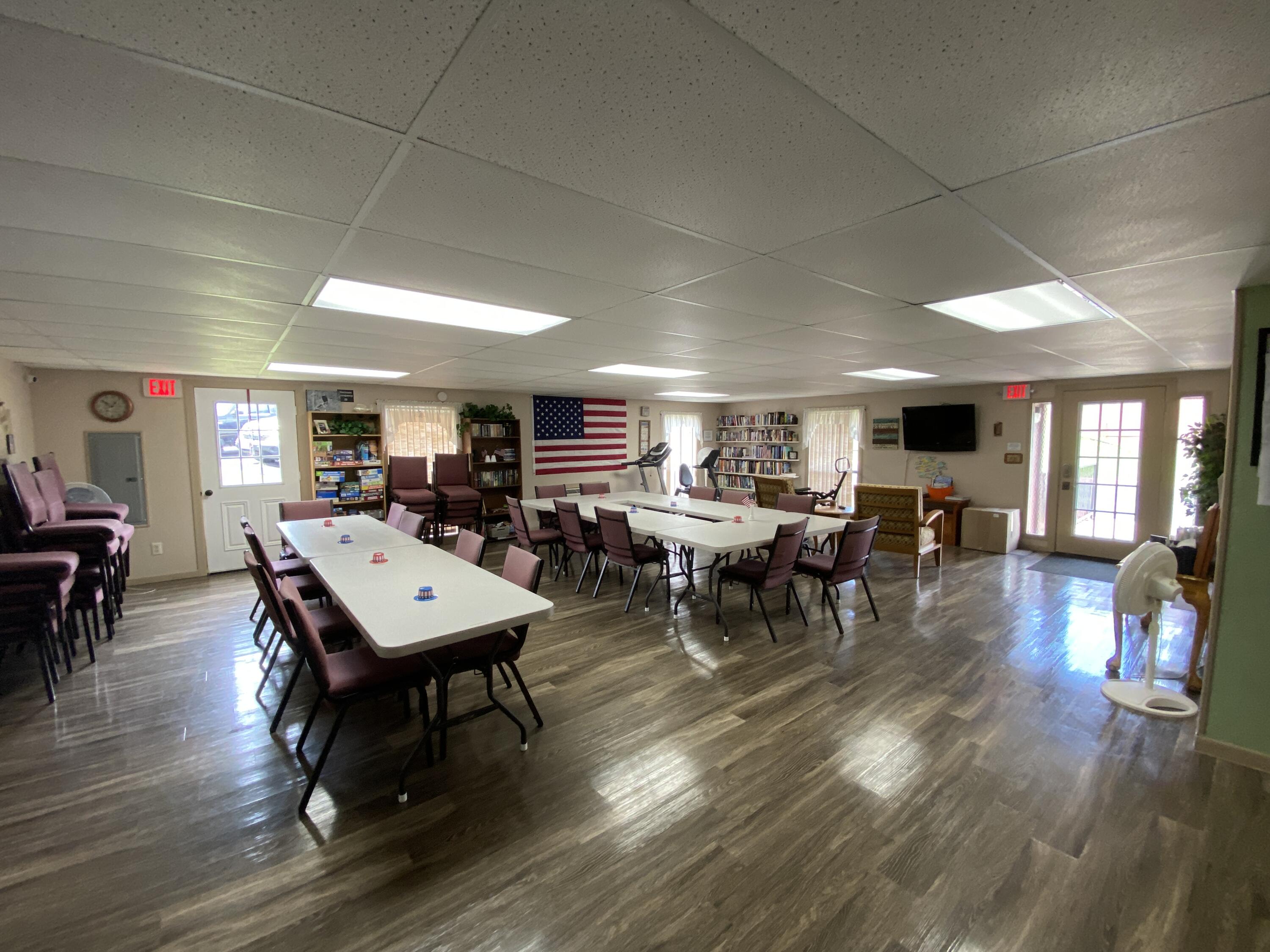 main property photo 18