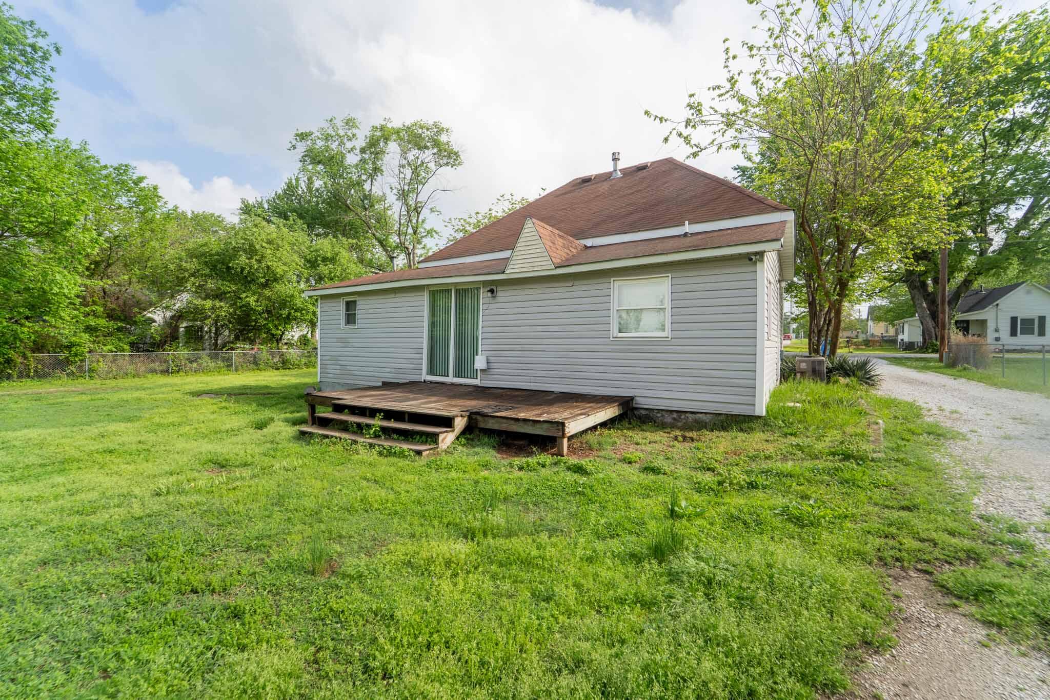 main property photo 5