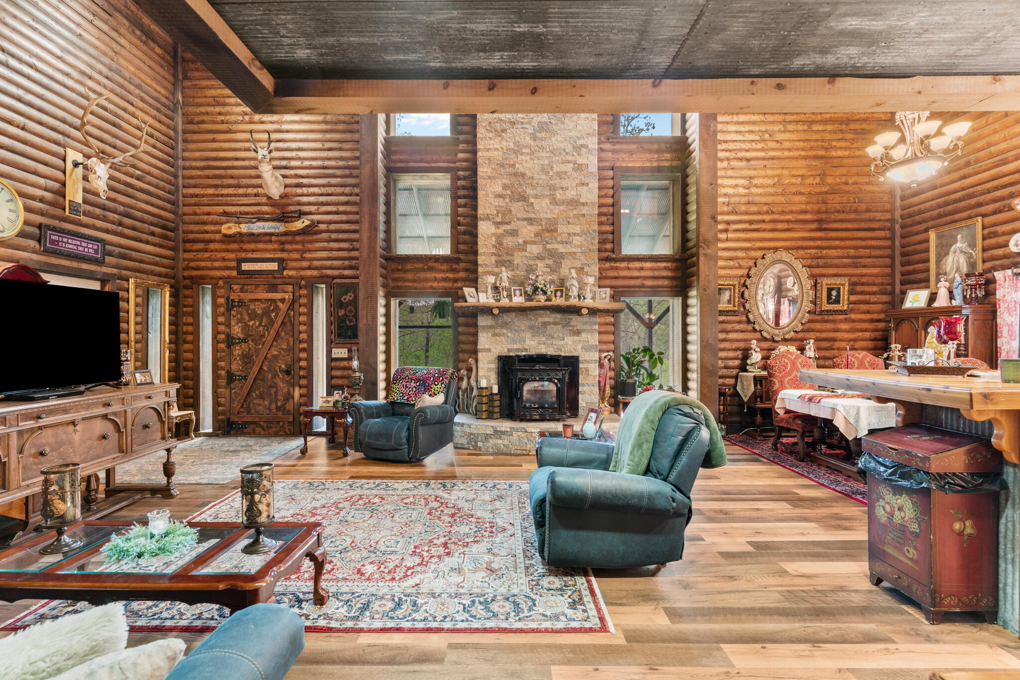 main property photo 10