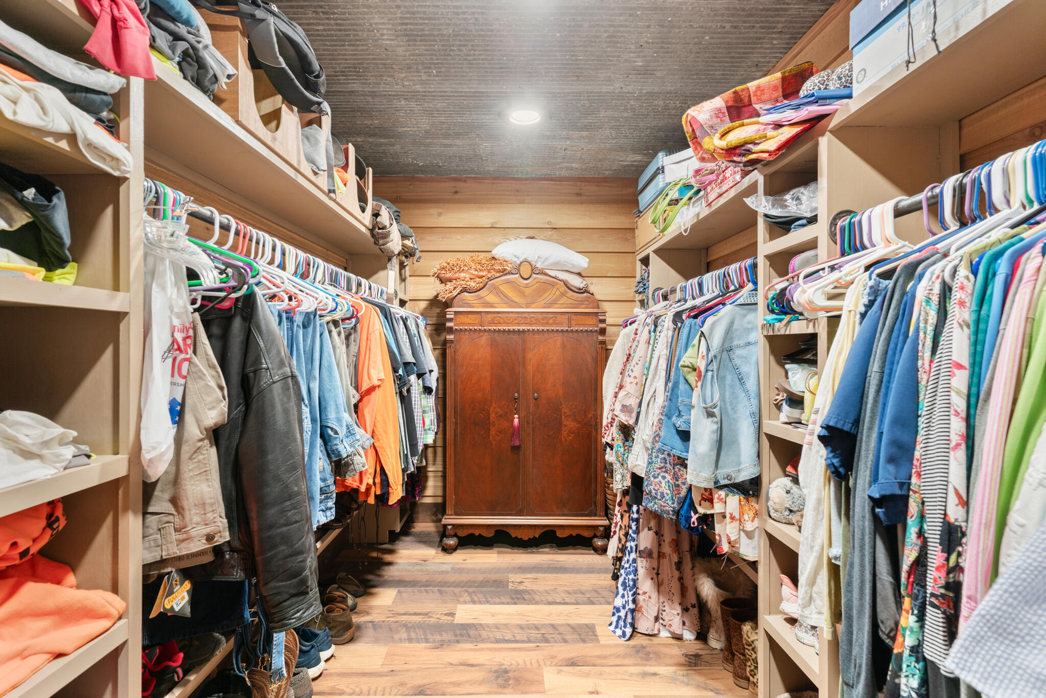 main property photo 27