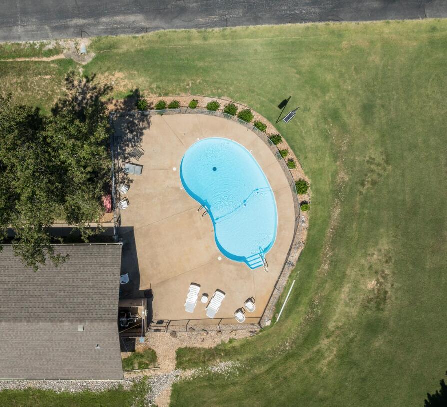main property photo 42