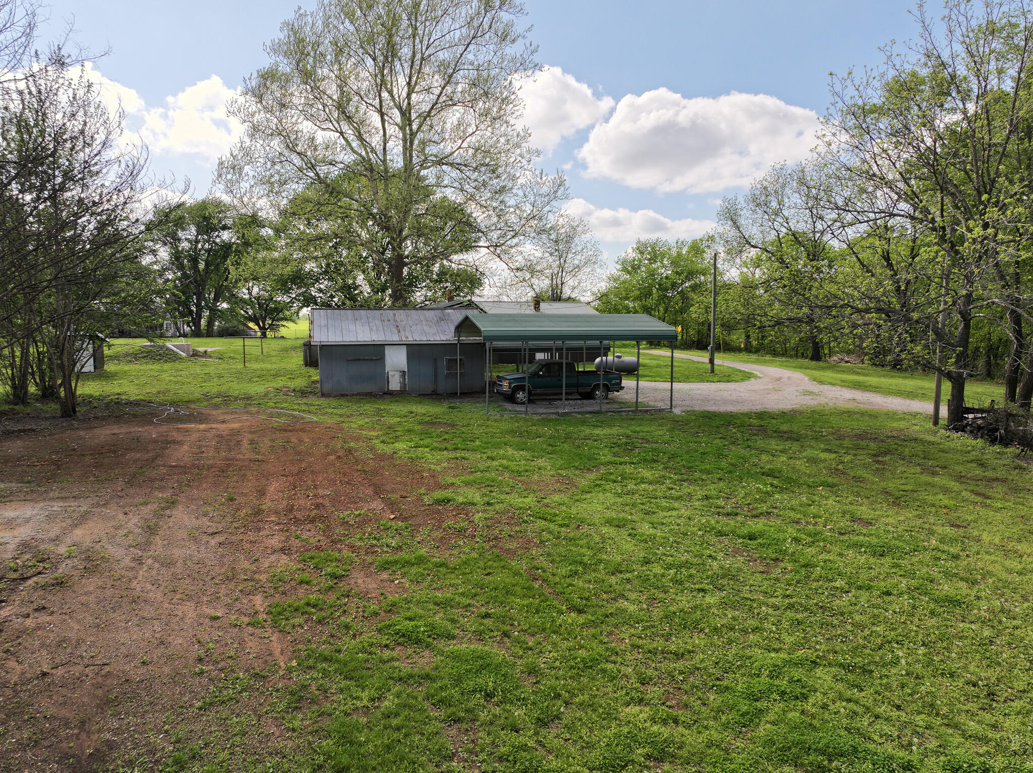 main property photo 46