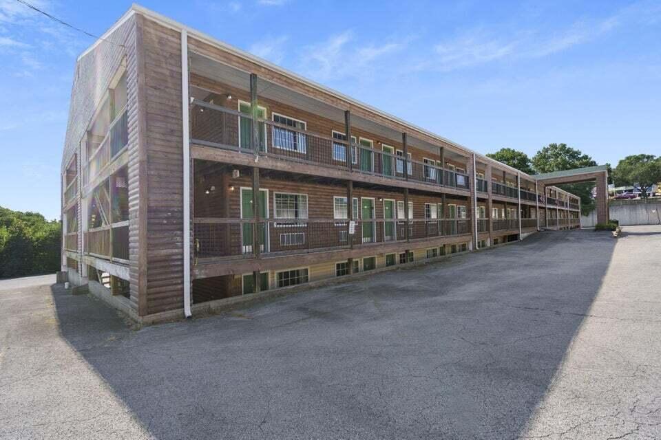 main property photo 22