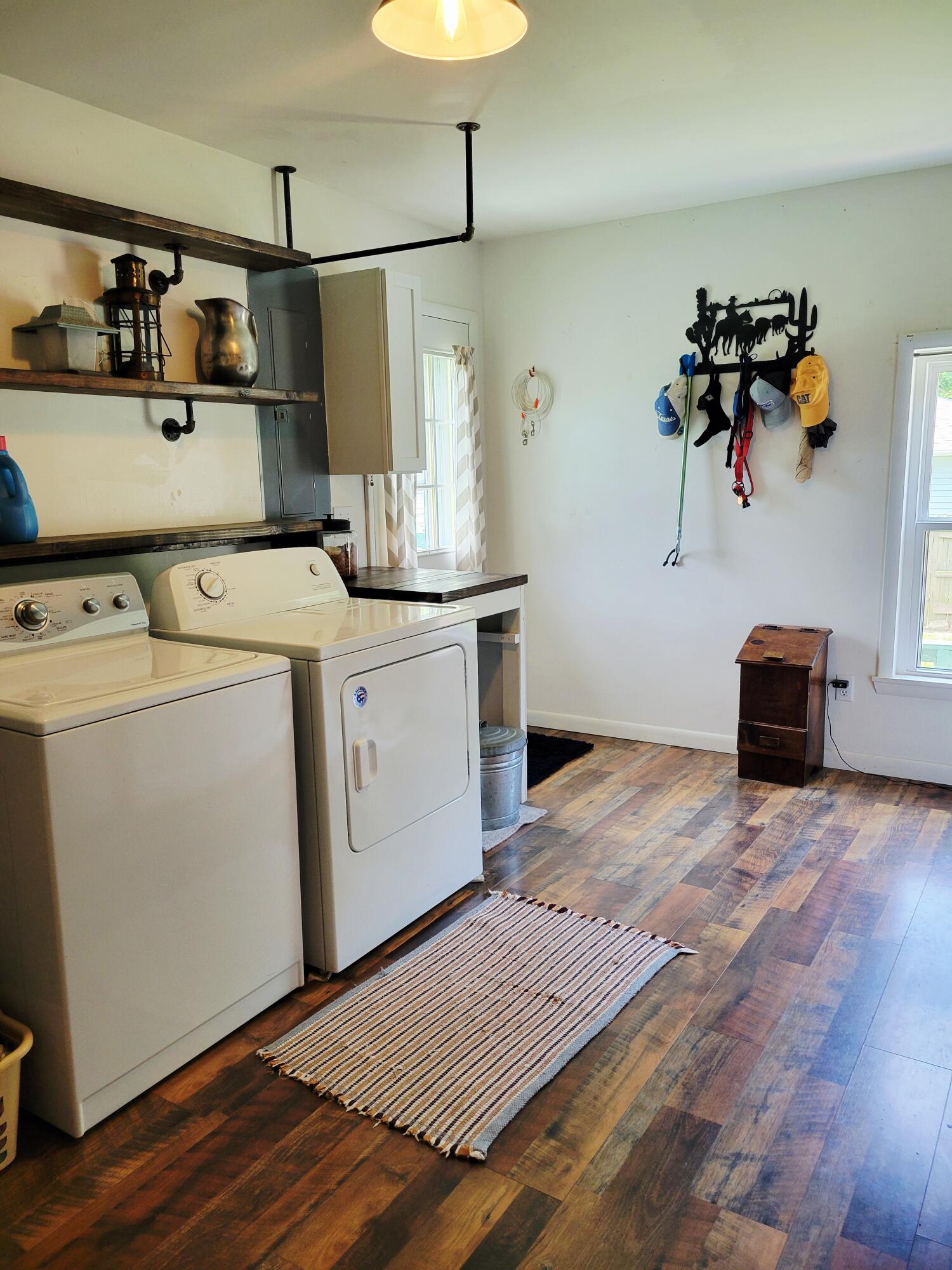 main property photo 24