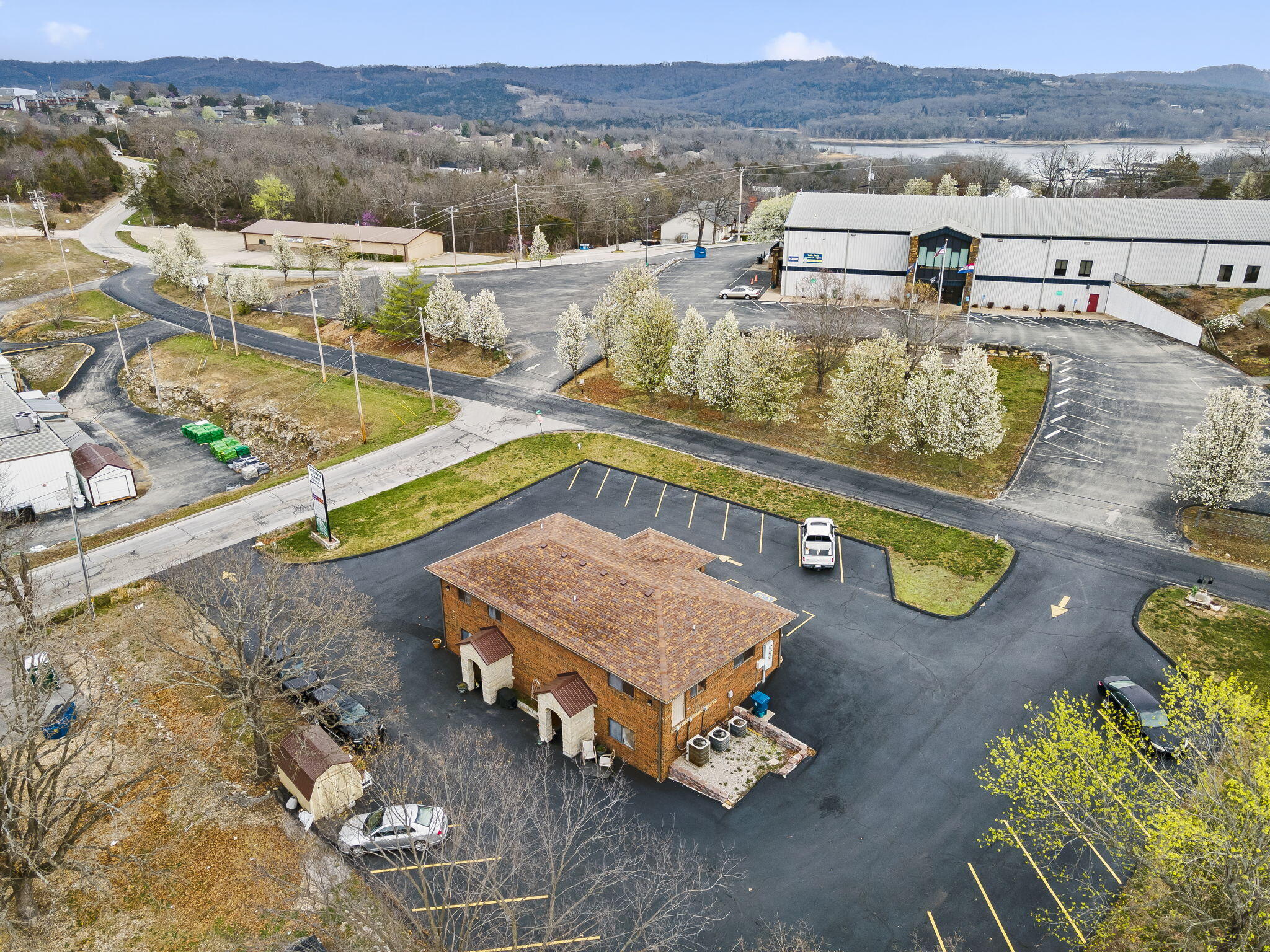 main property photo 2