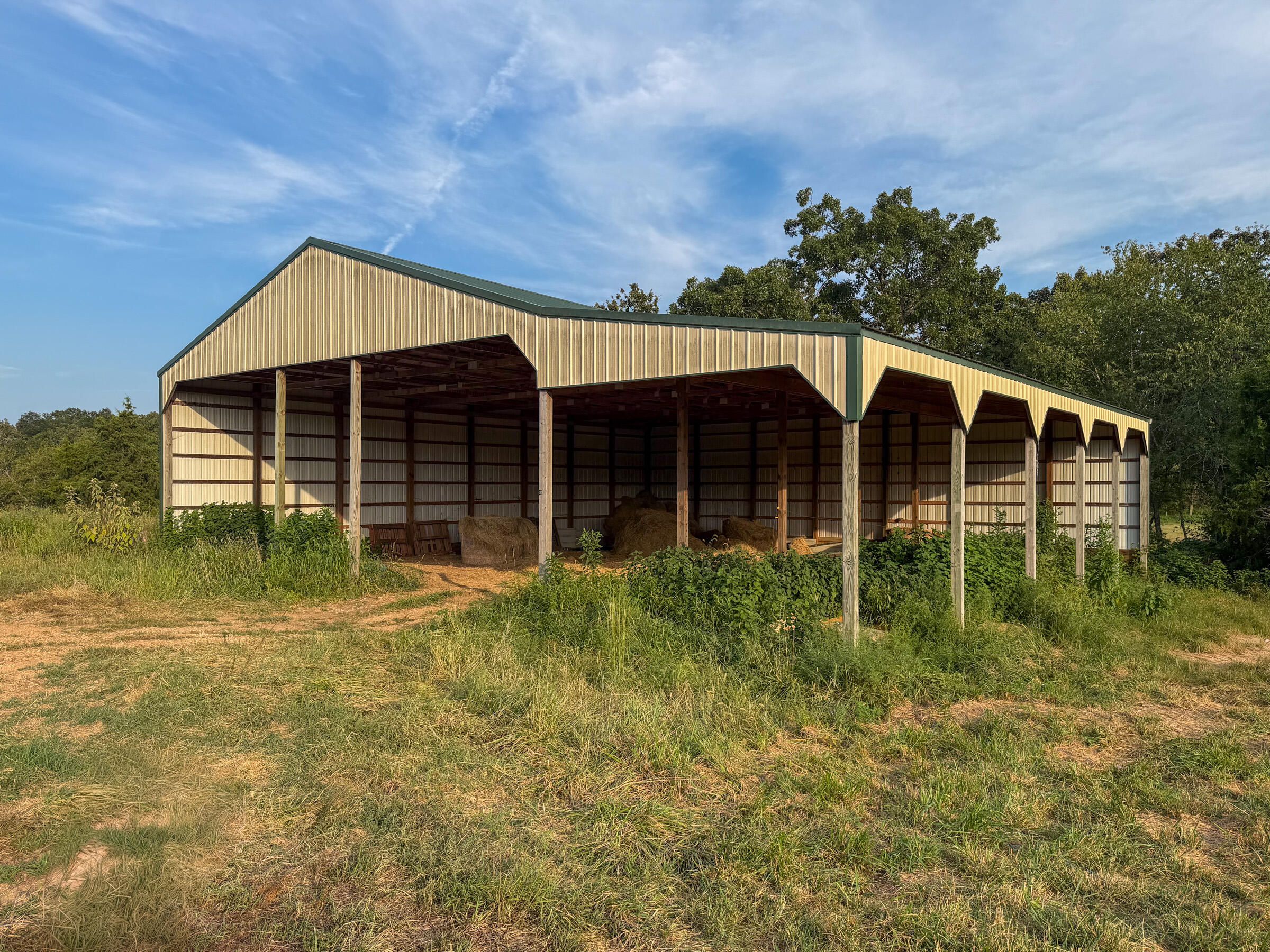 main property photo 16