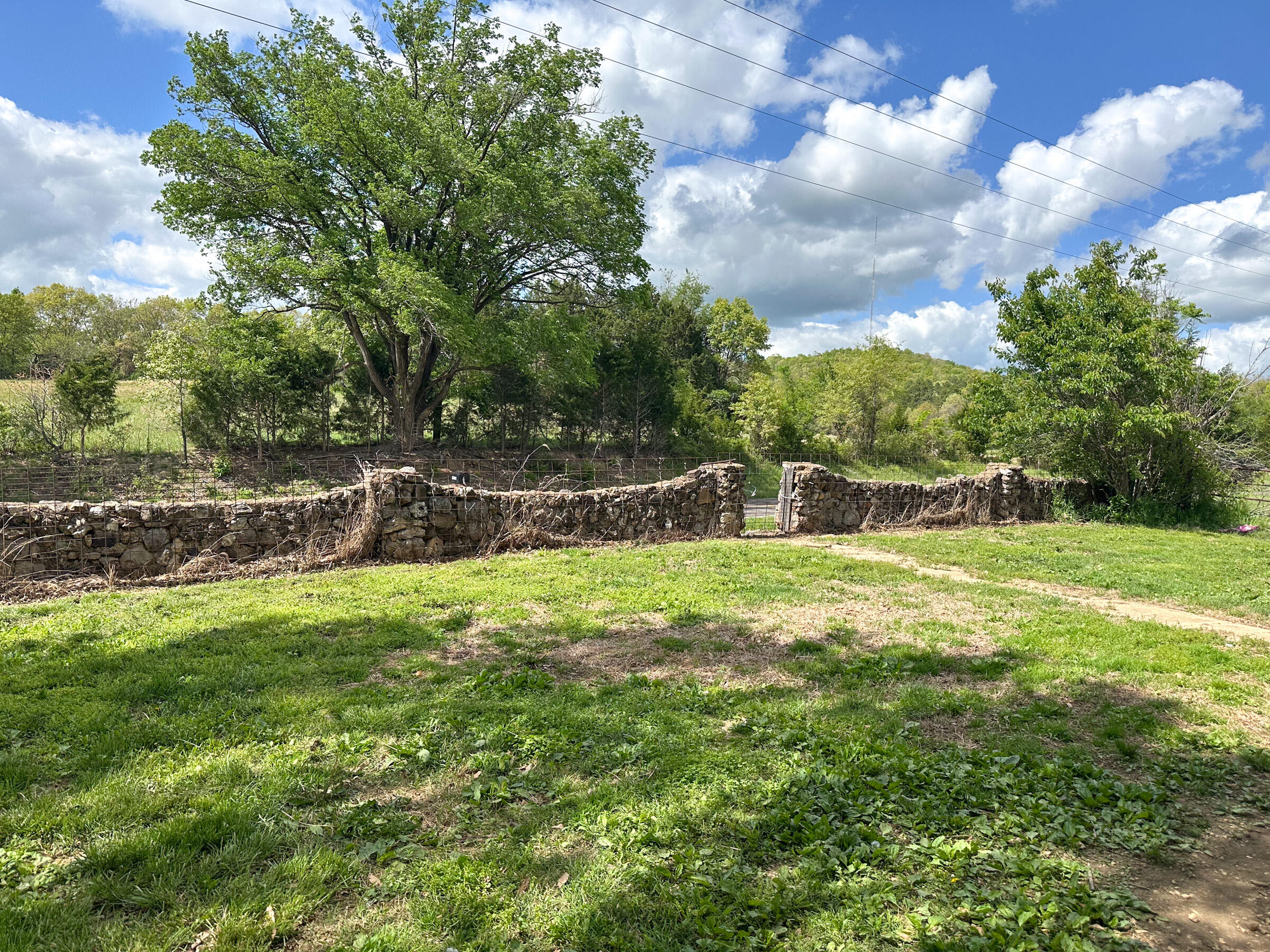 main property photo 27