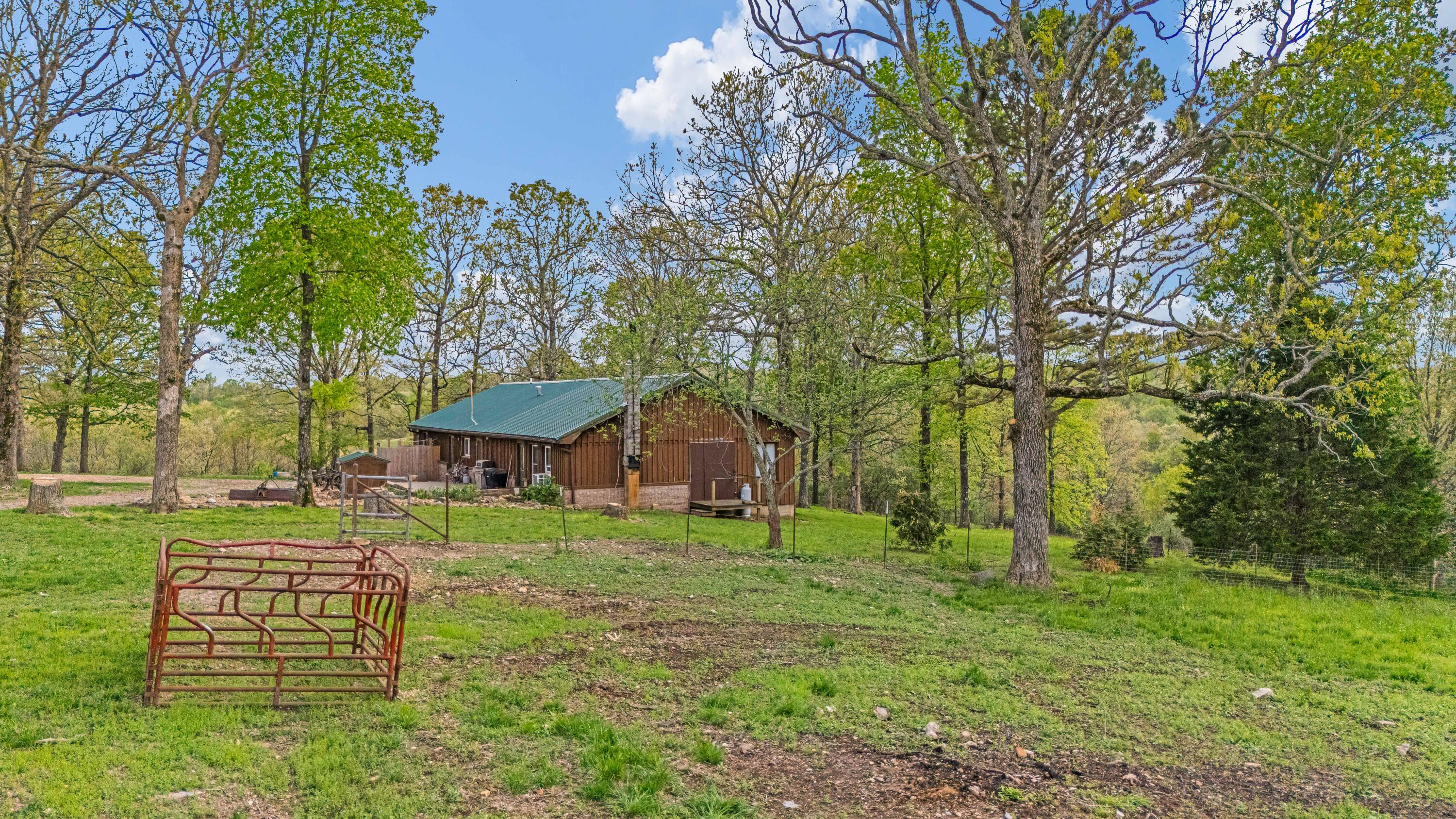 main property photo 25