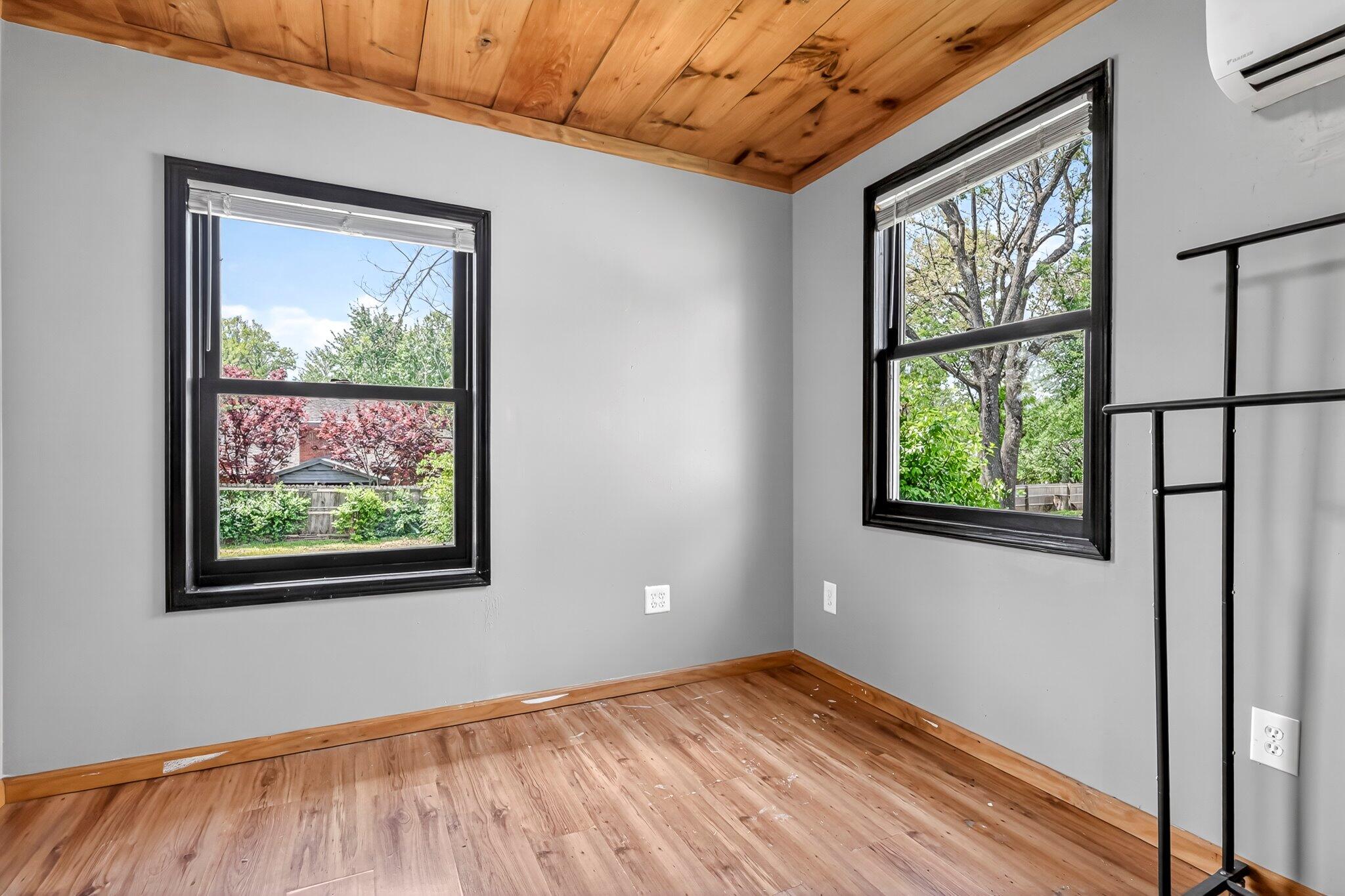 property viewer photo 19