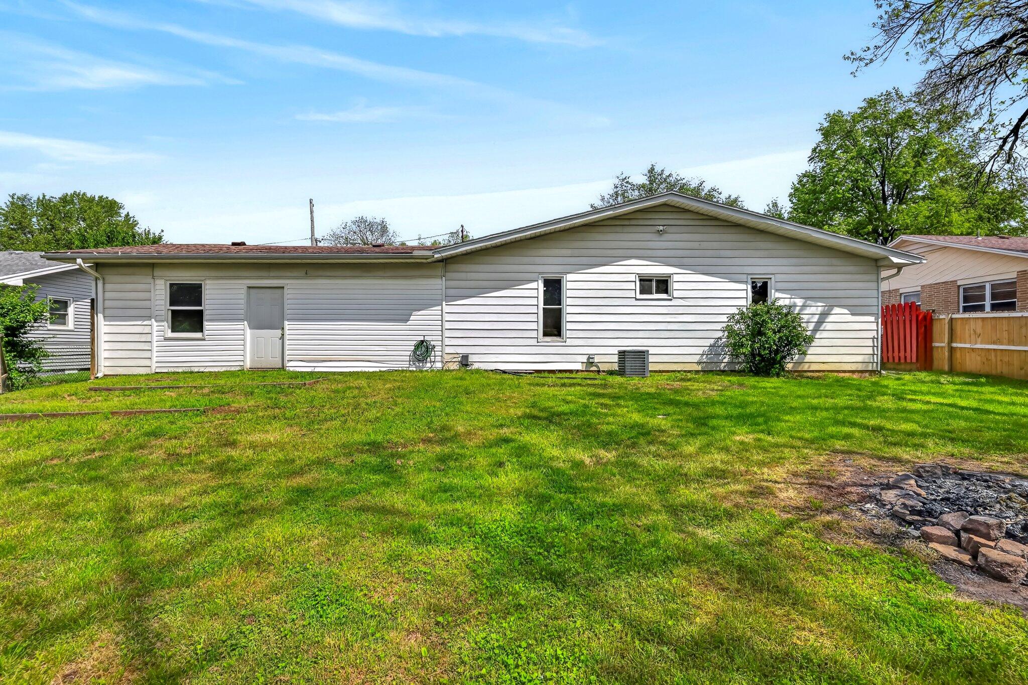 property viewer photo 24