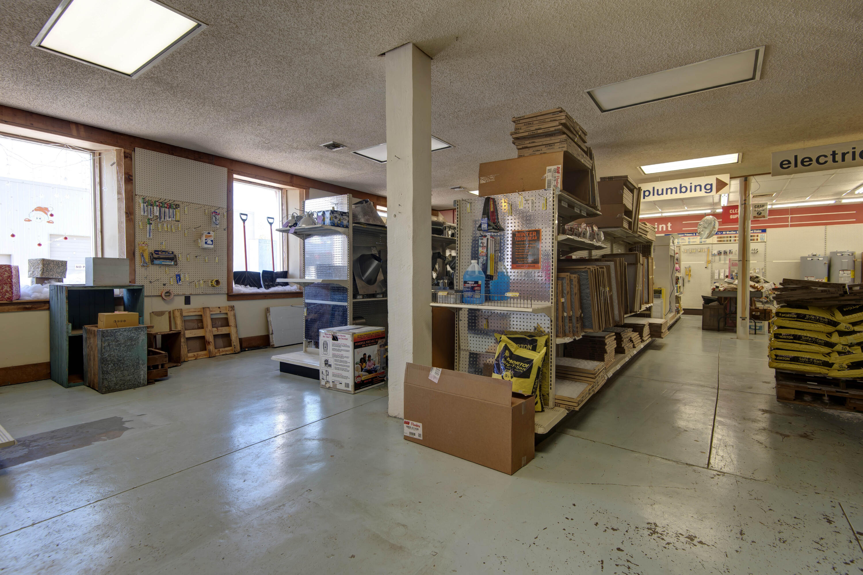 main property photo 5