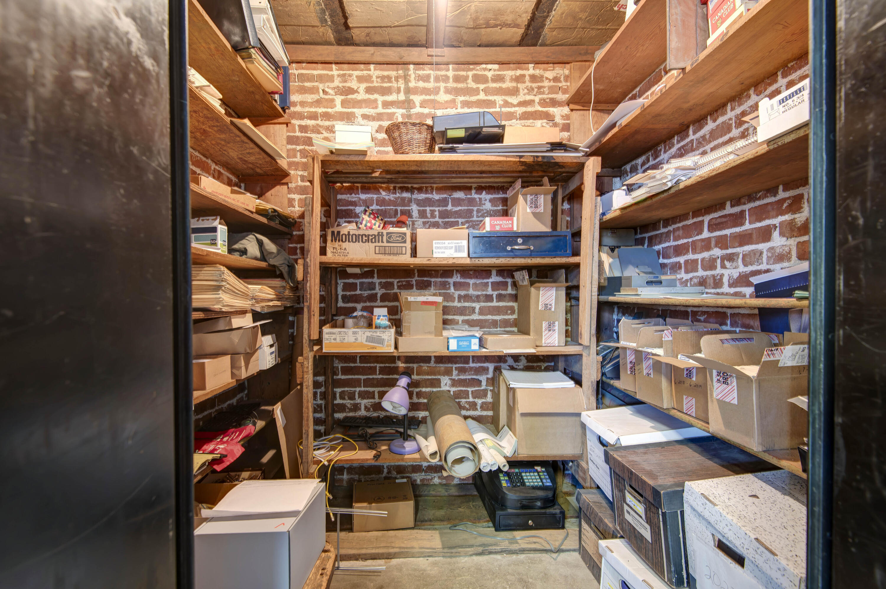 main property photo 9