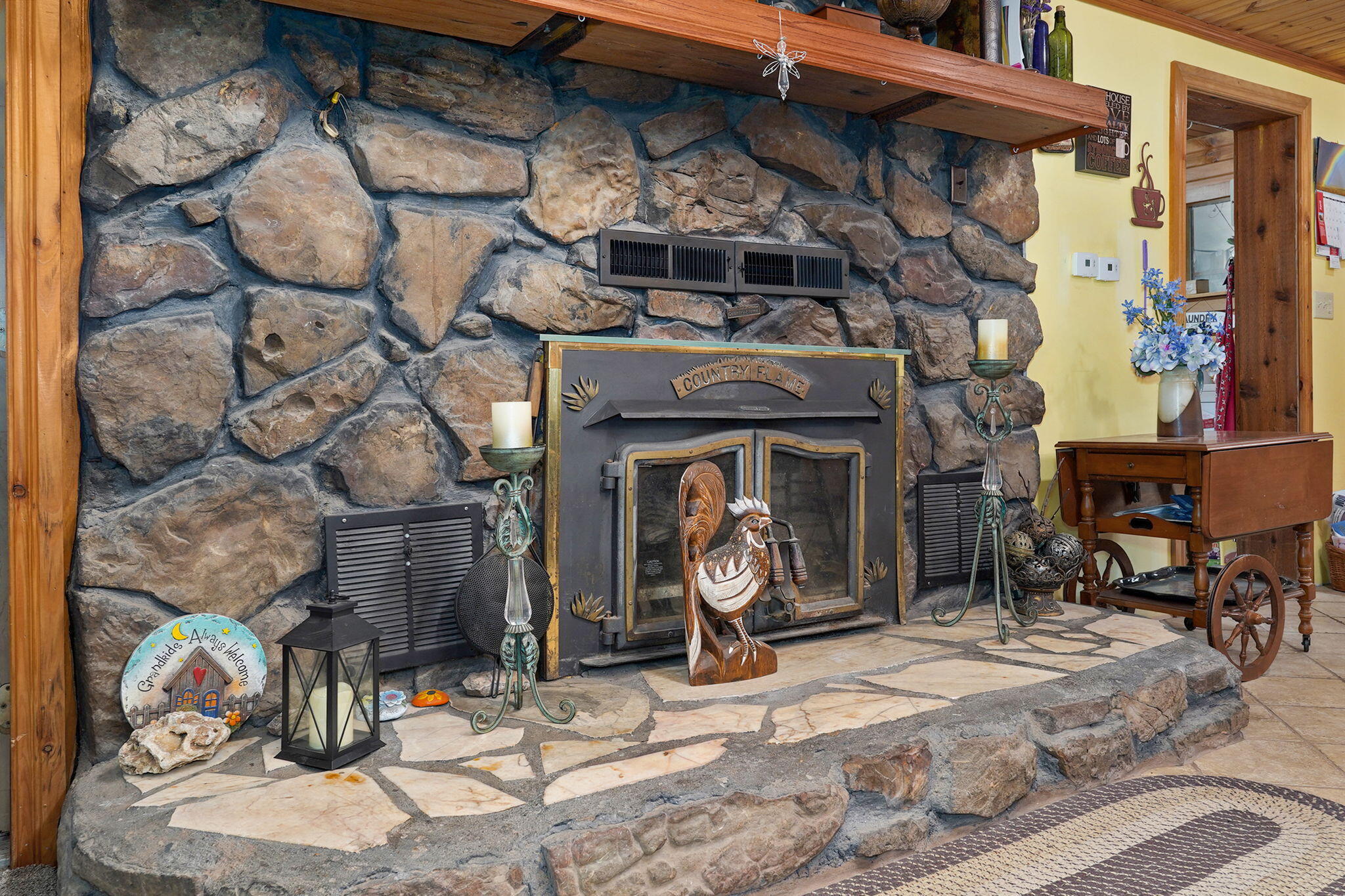 main property photo 25