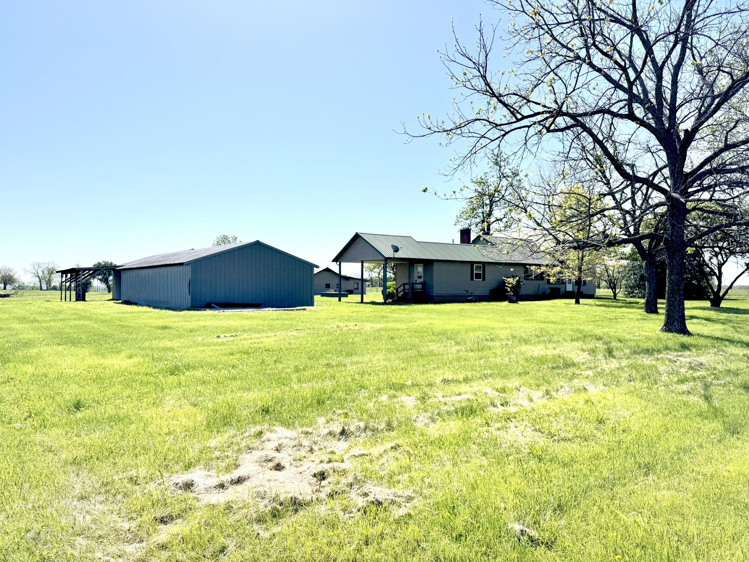 main property photo 43