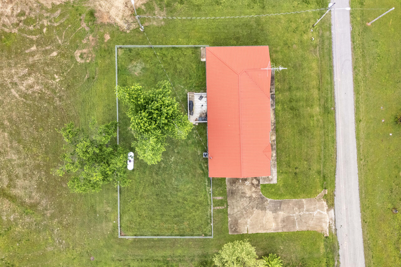 main property photo 39
