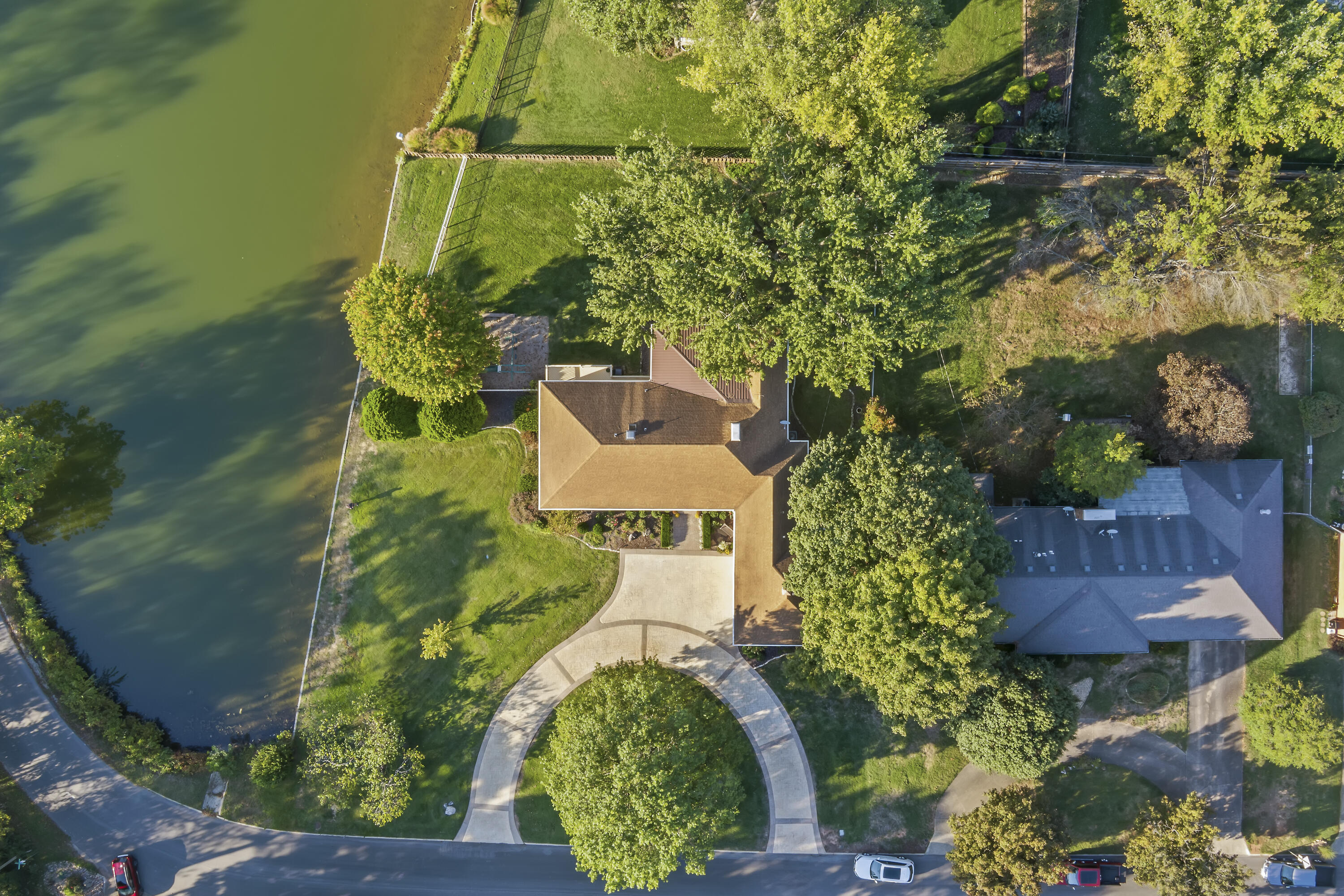 main property photo 79