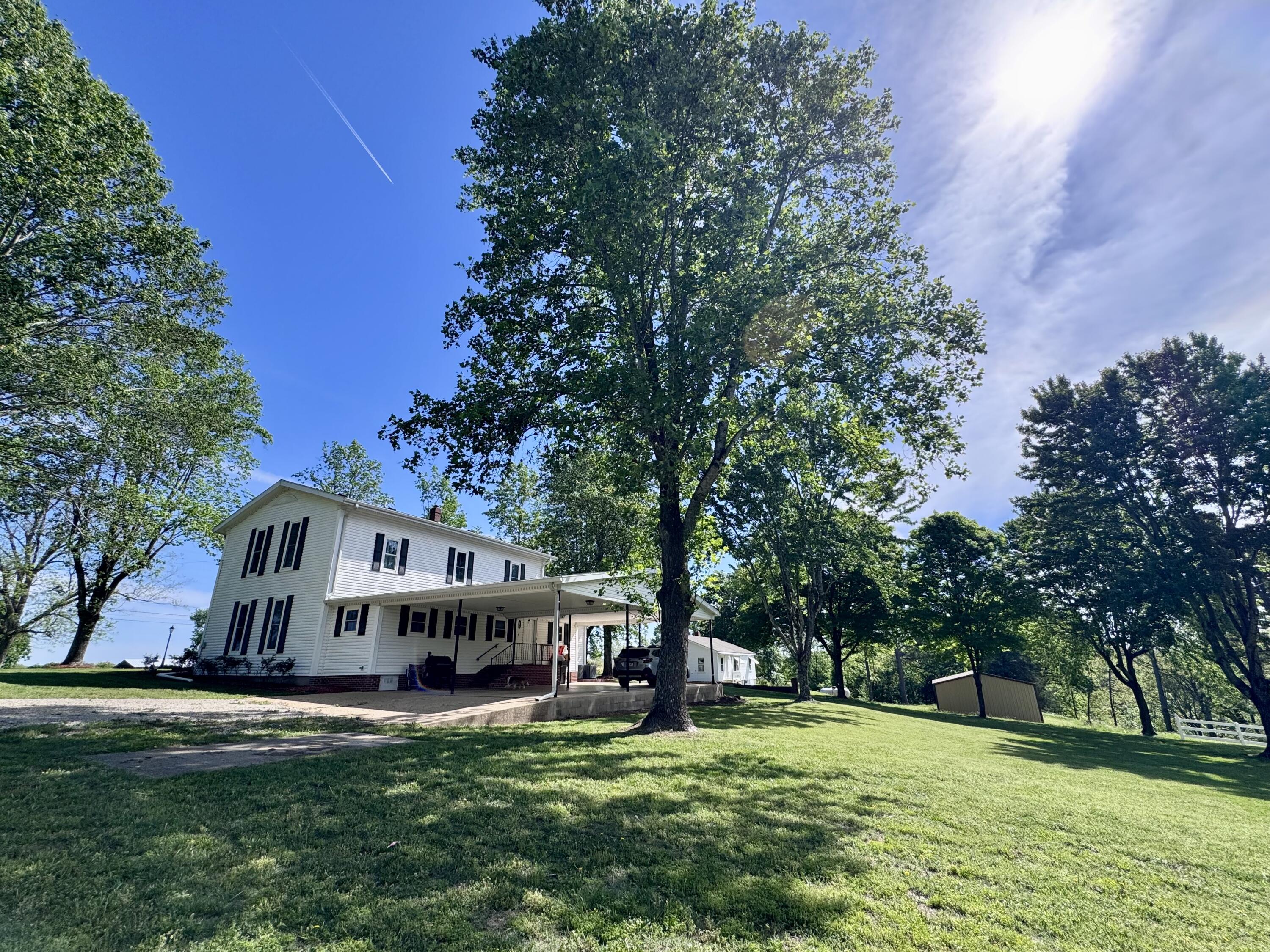 main property photo 12