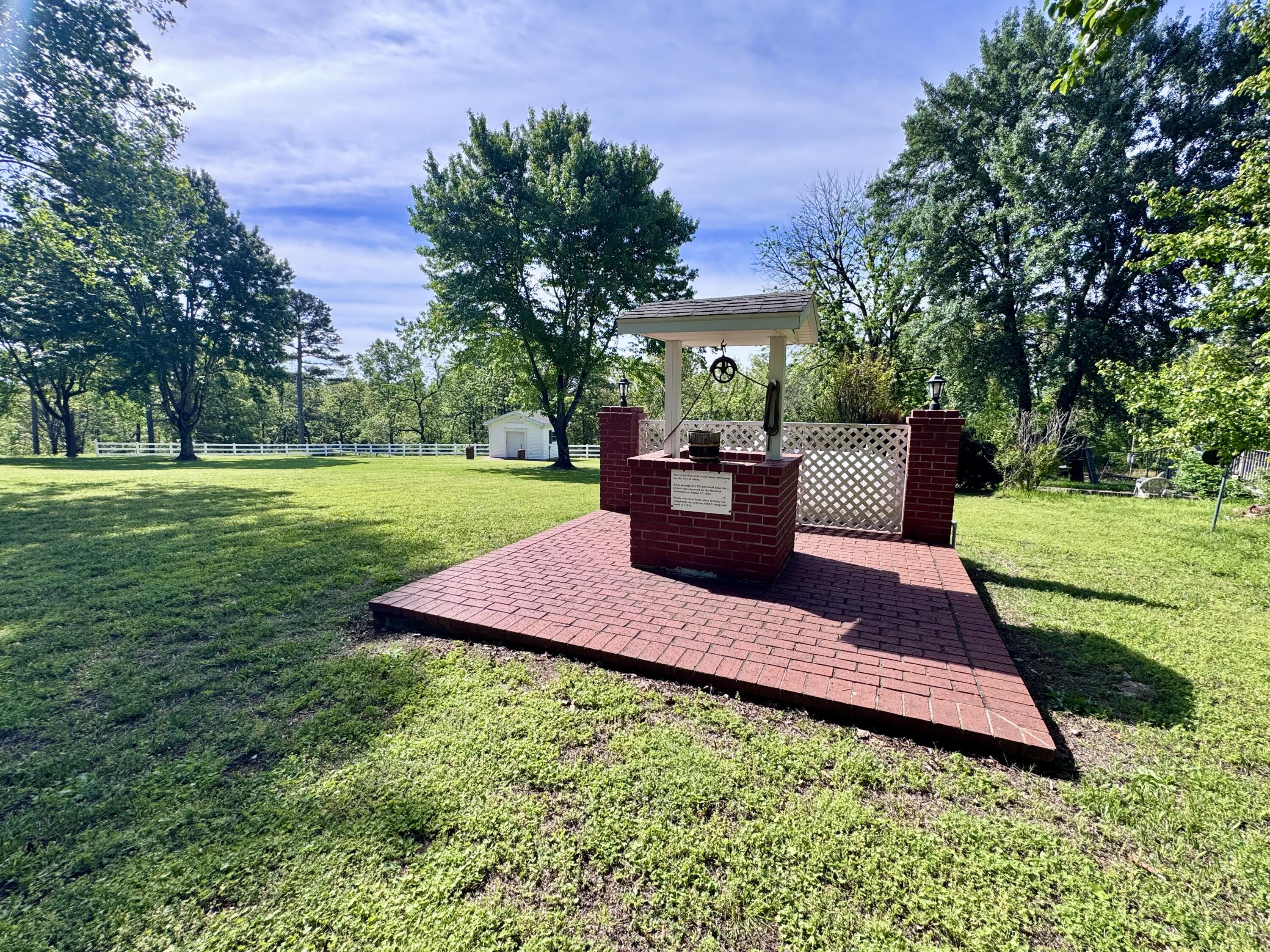 main property photo 15