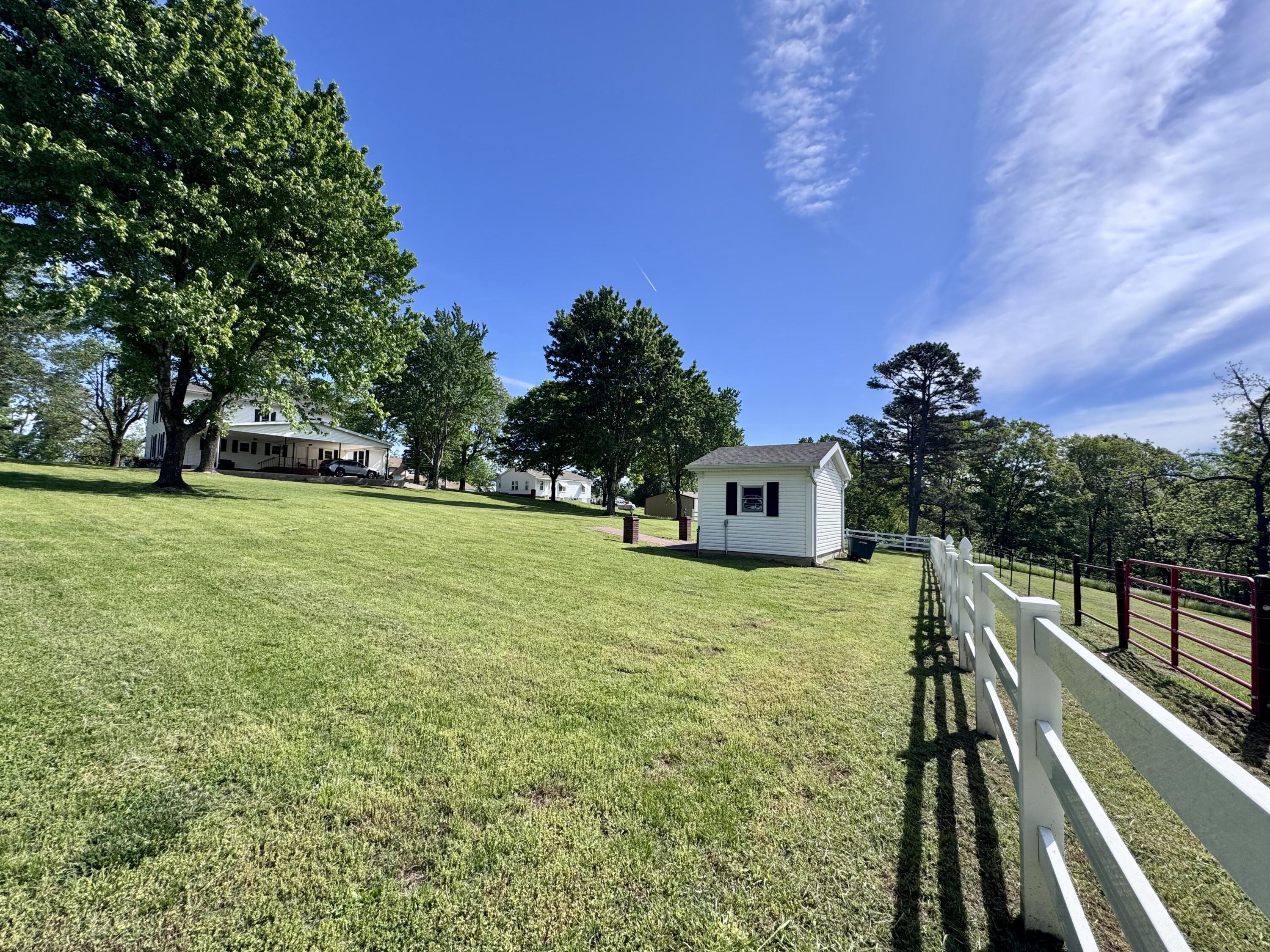 main property photo 7