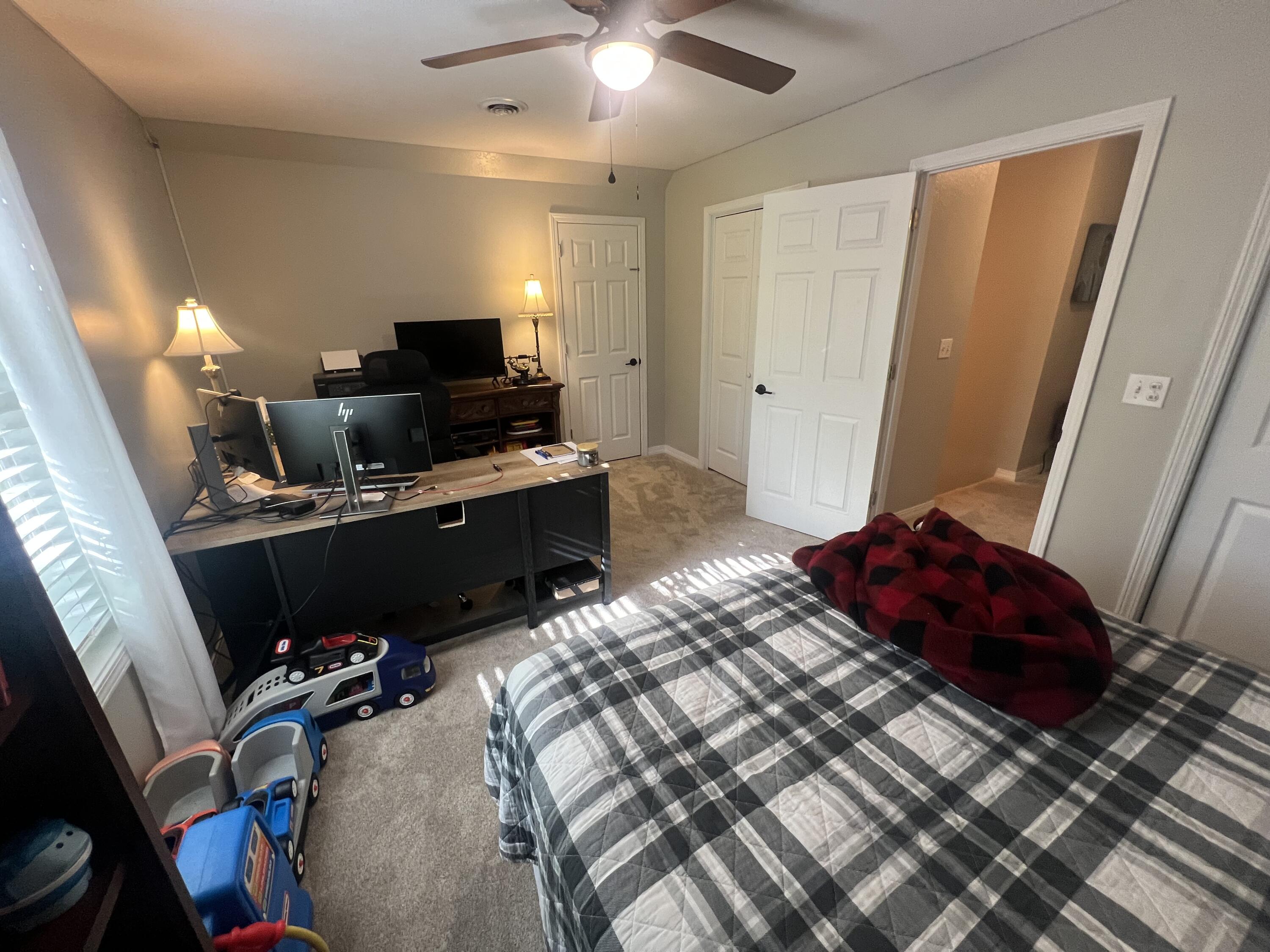 main property photo 37