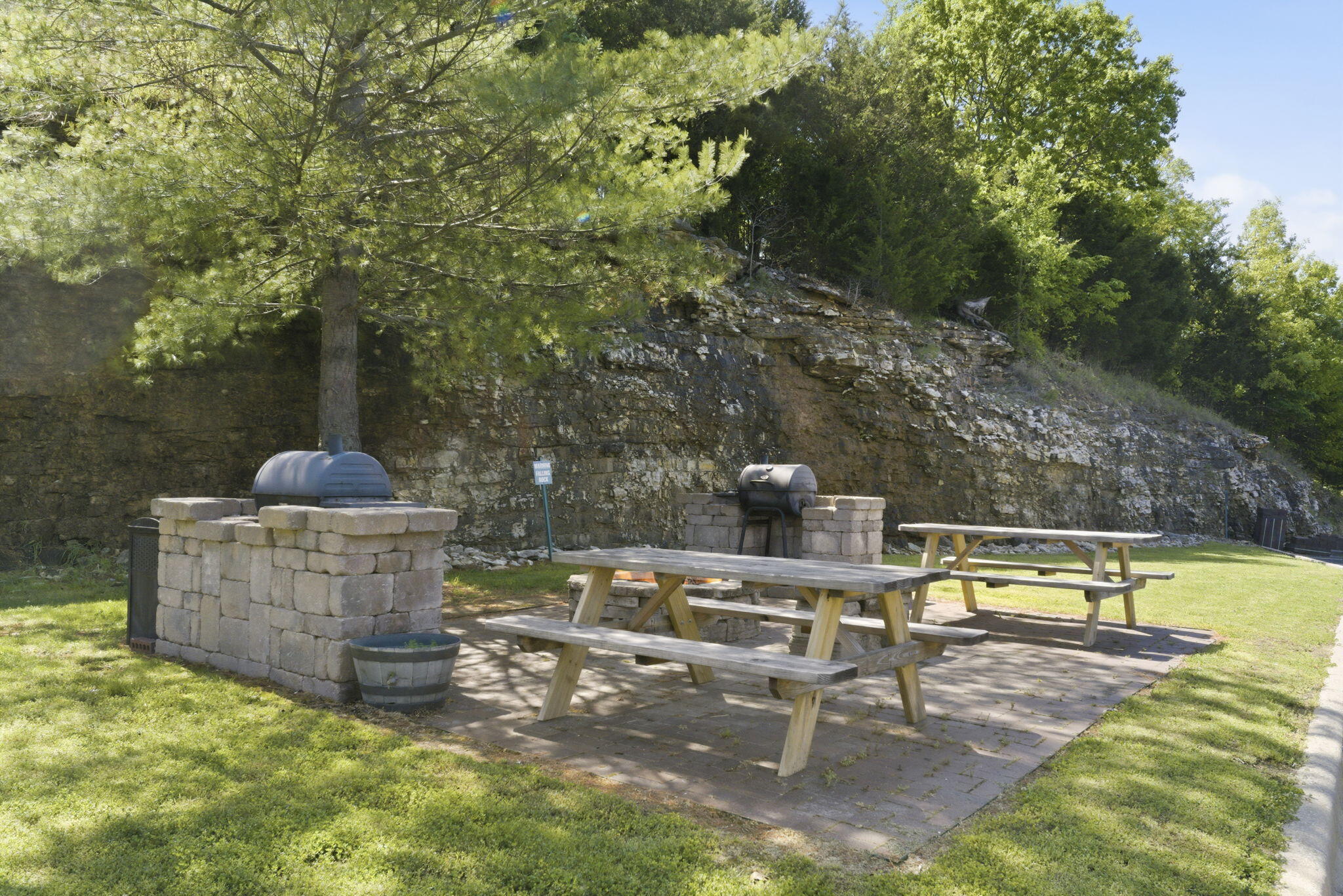 main property photo 26