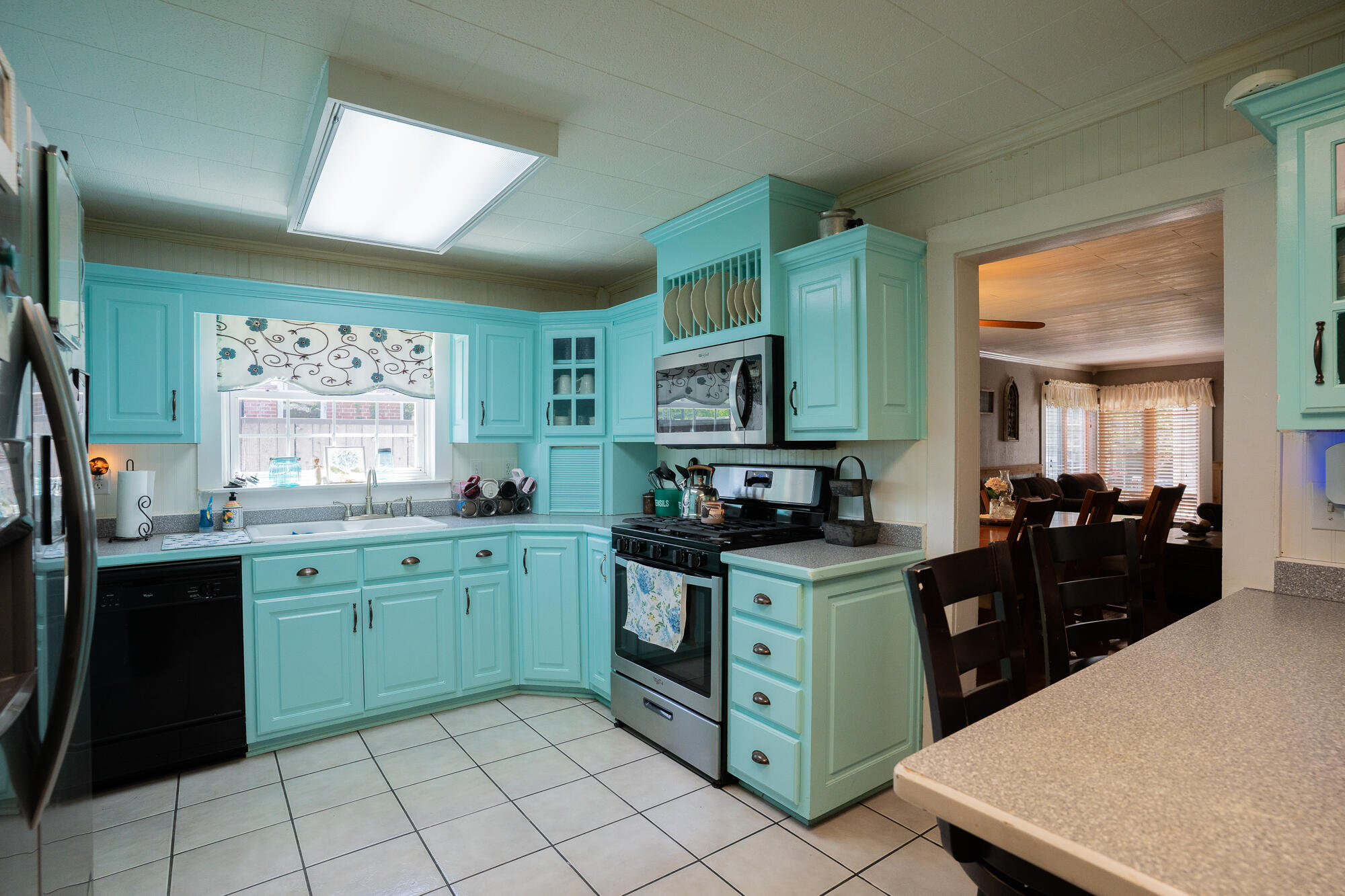 main property photo 14