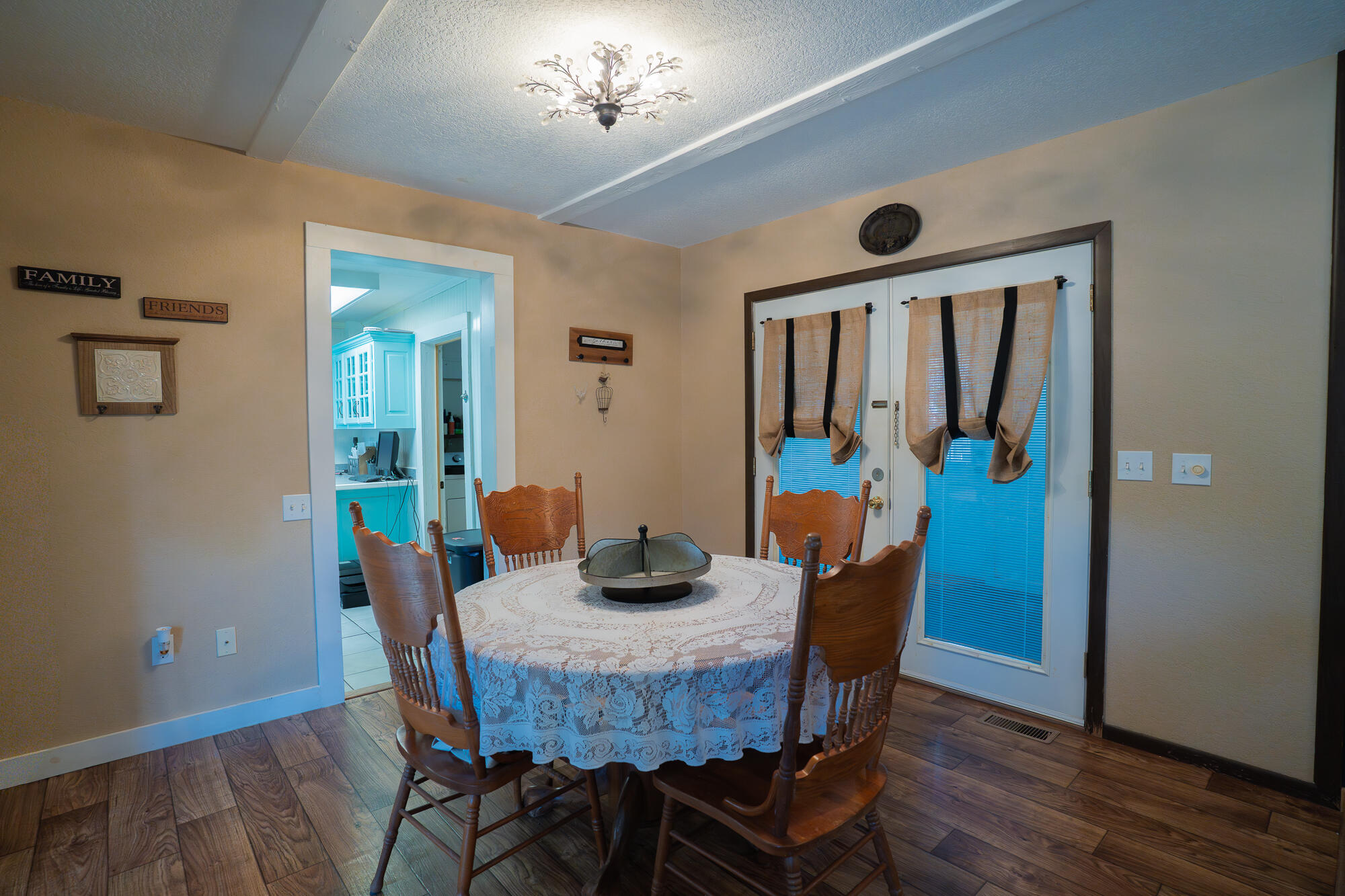 main property photo 16