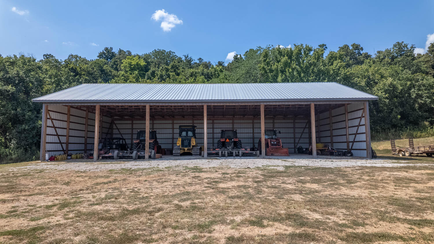 main property photo 4