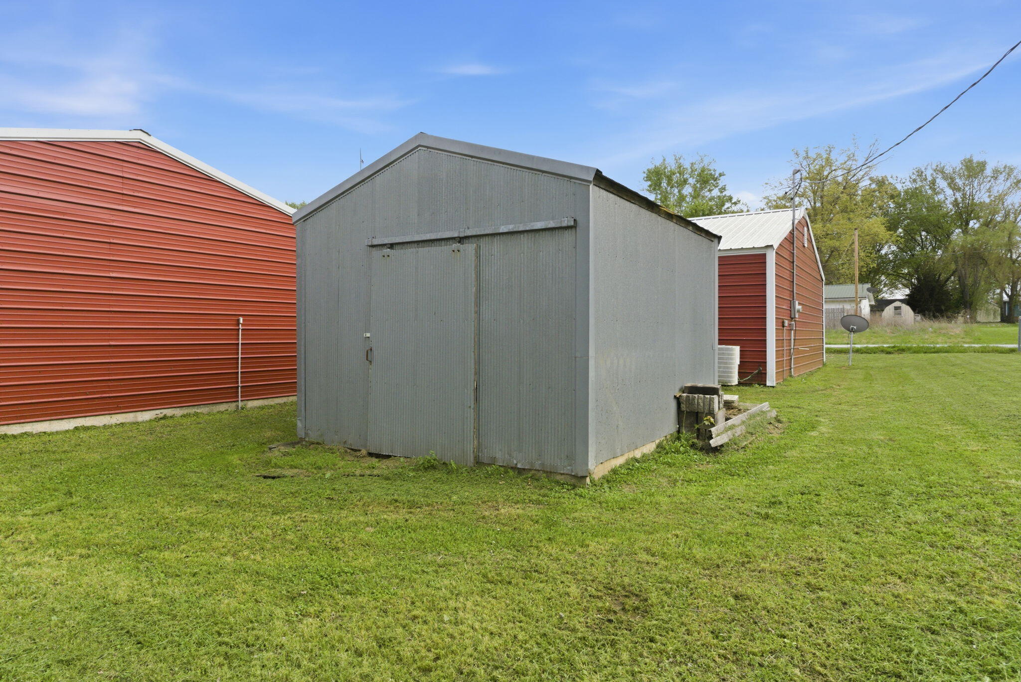 main property photo 24