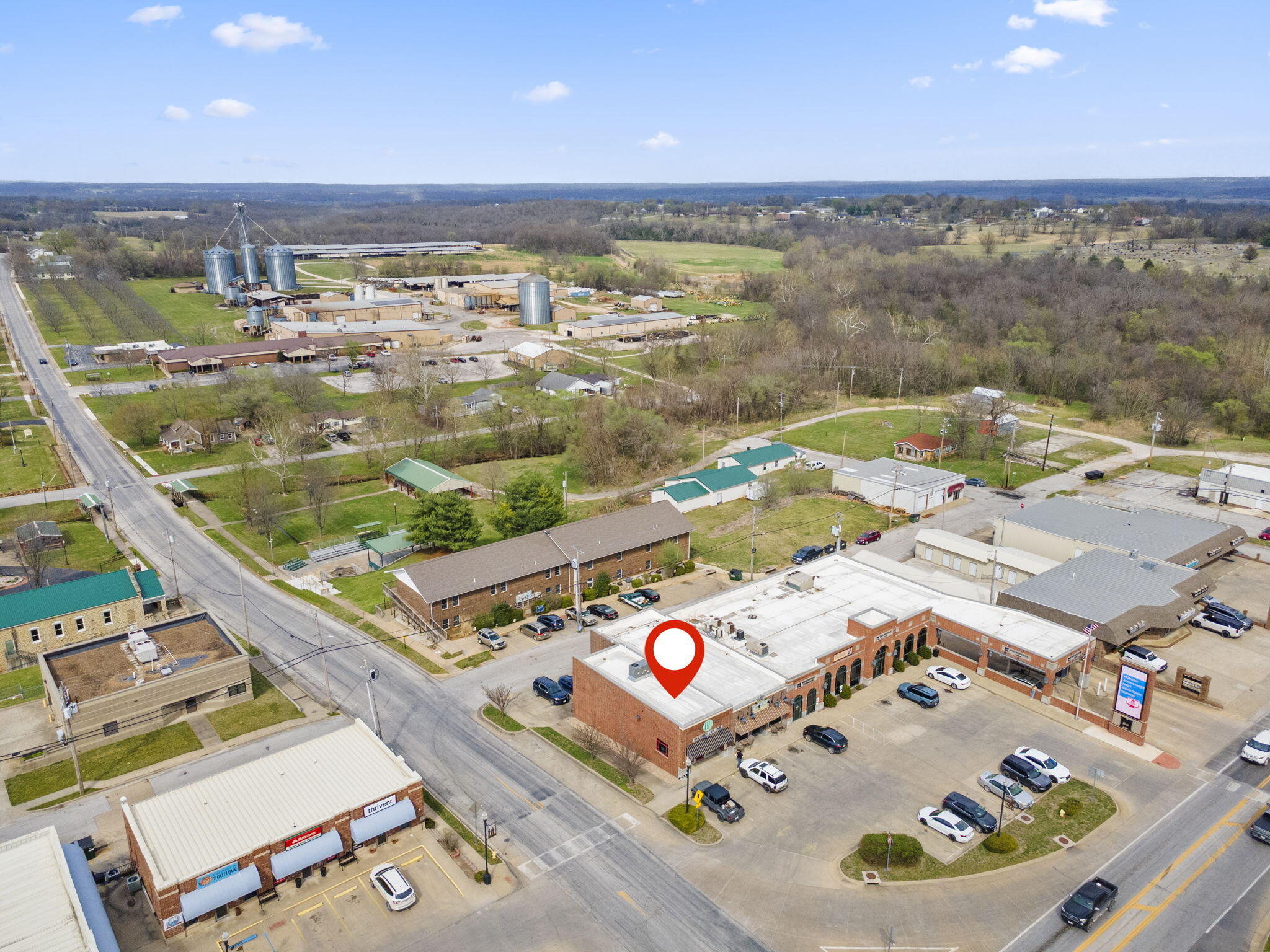 main property photo 30