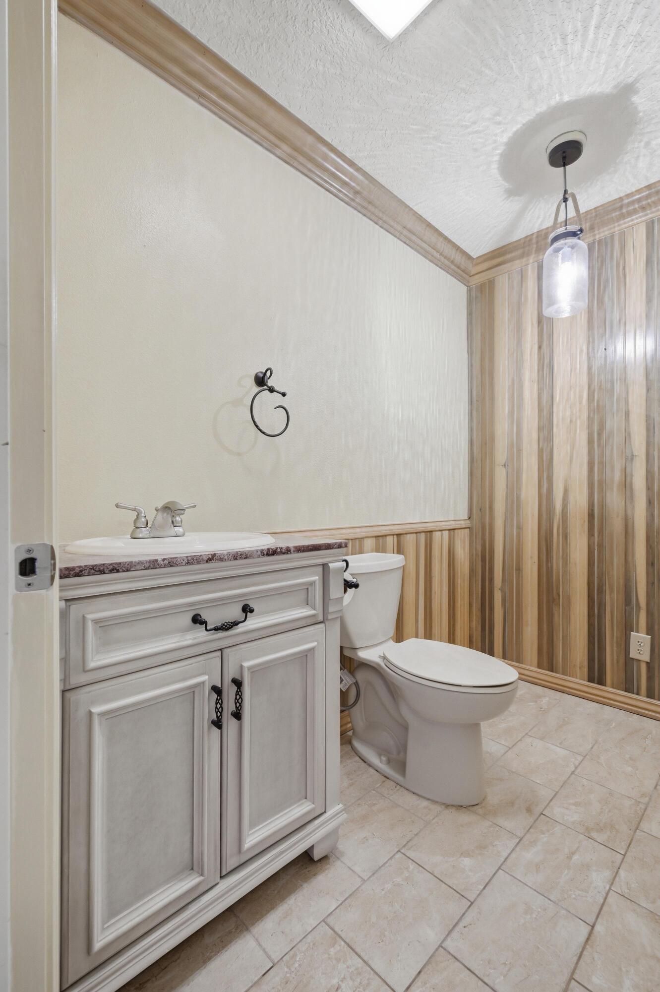 main property photo 59