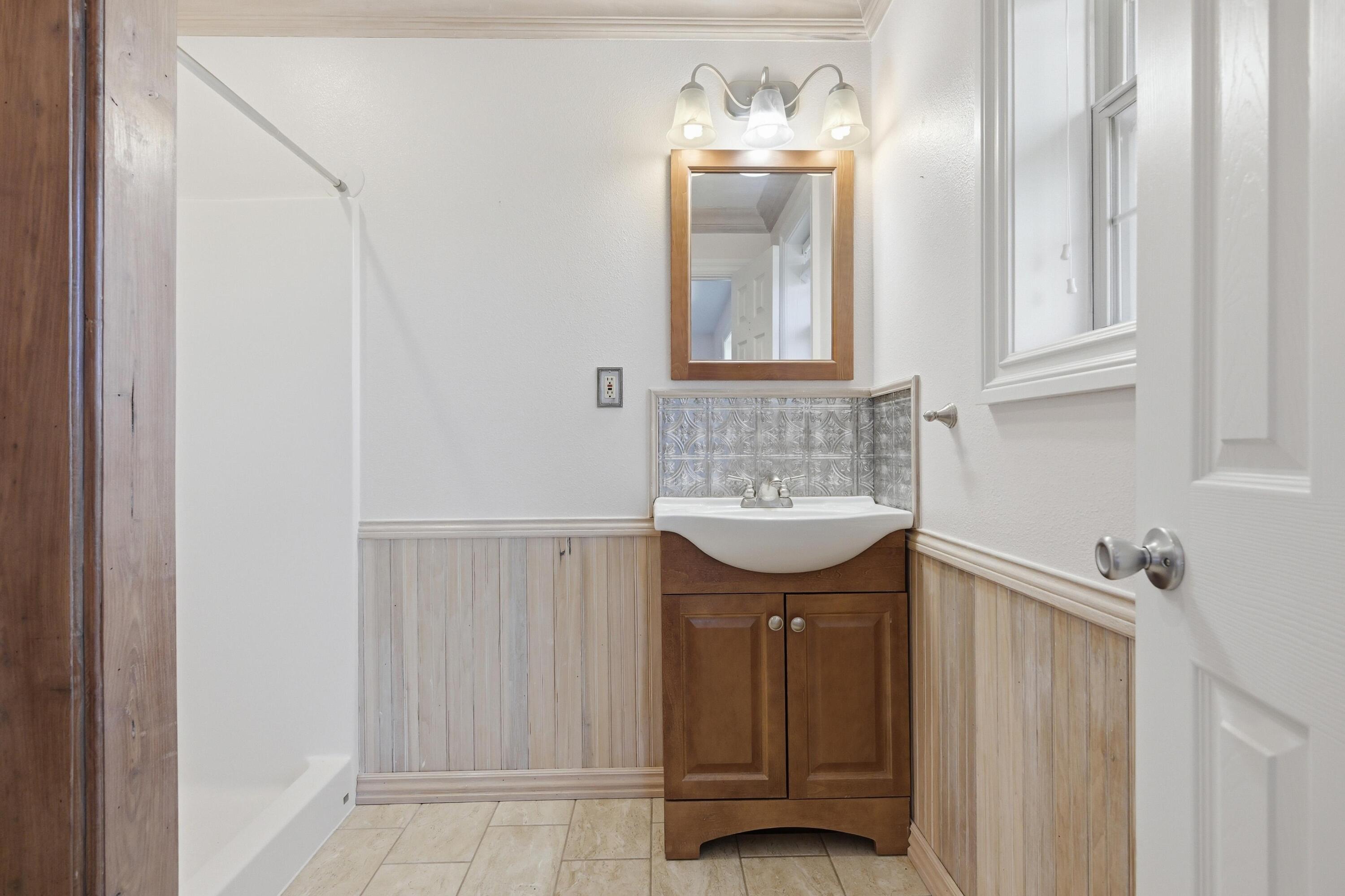main property photo 90
