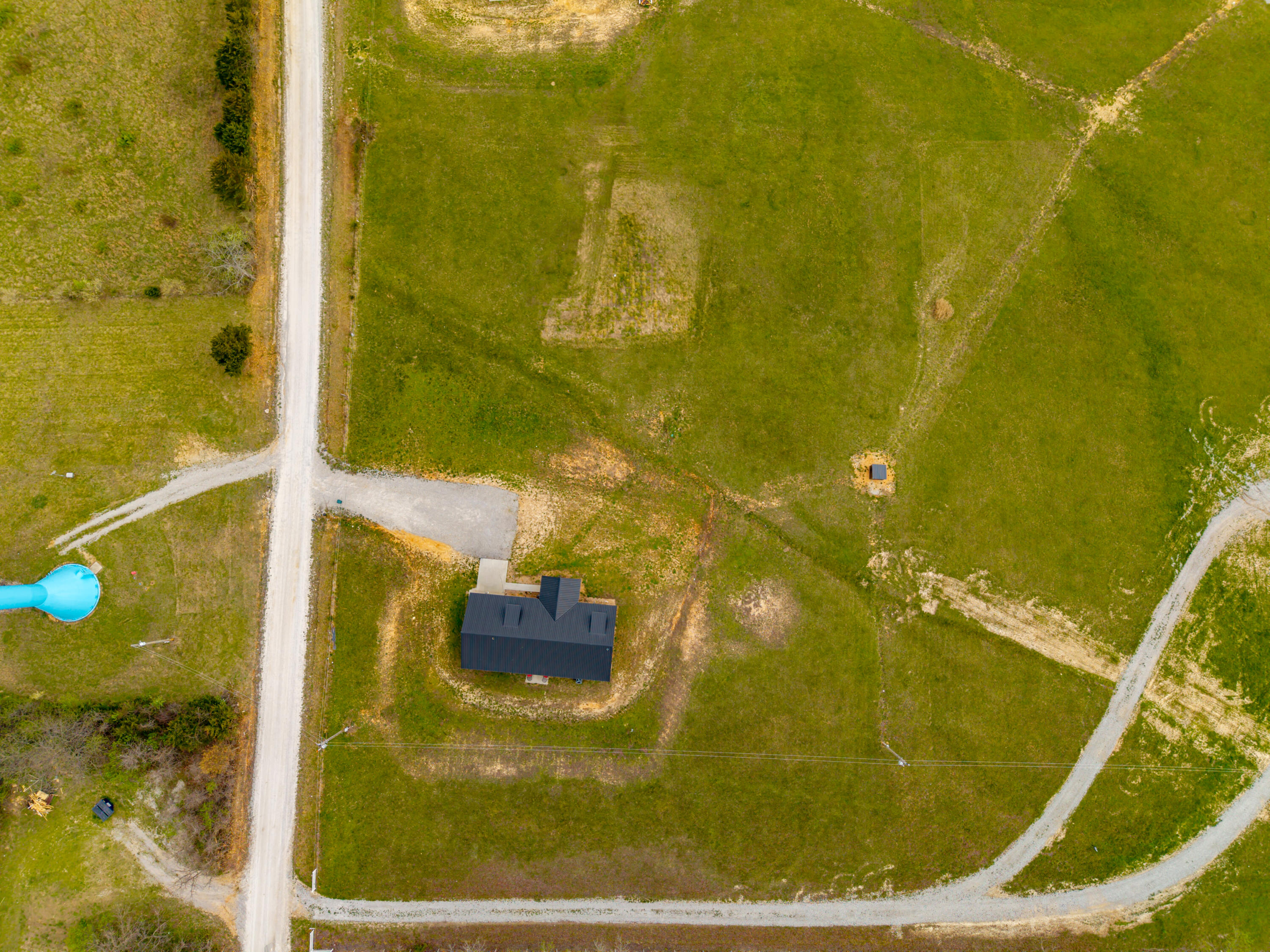 main property photo 16