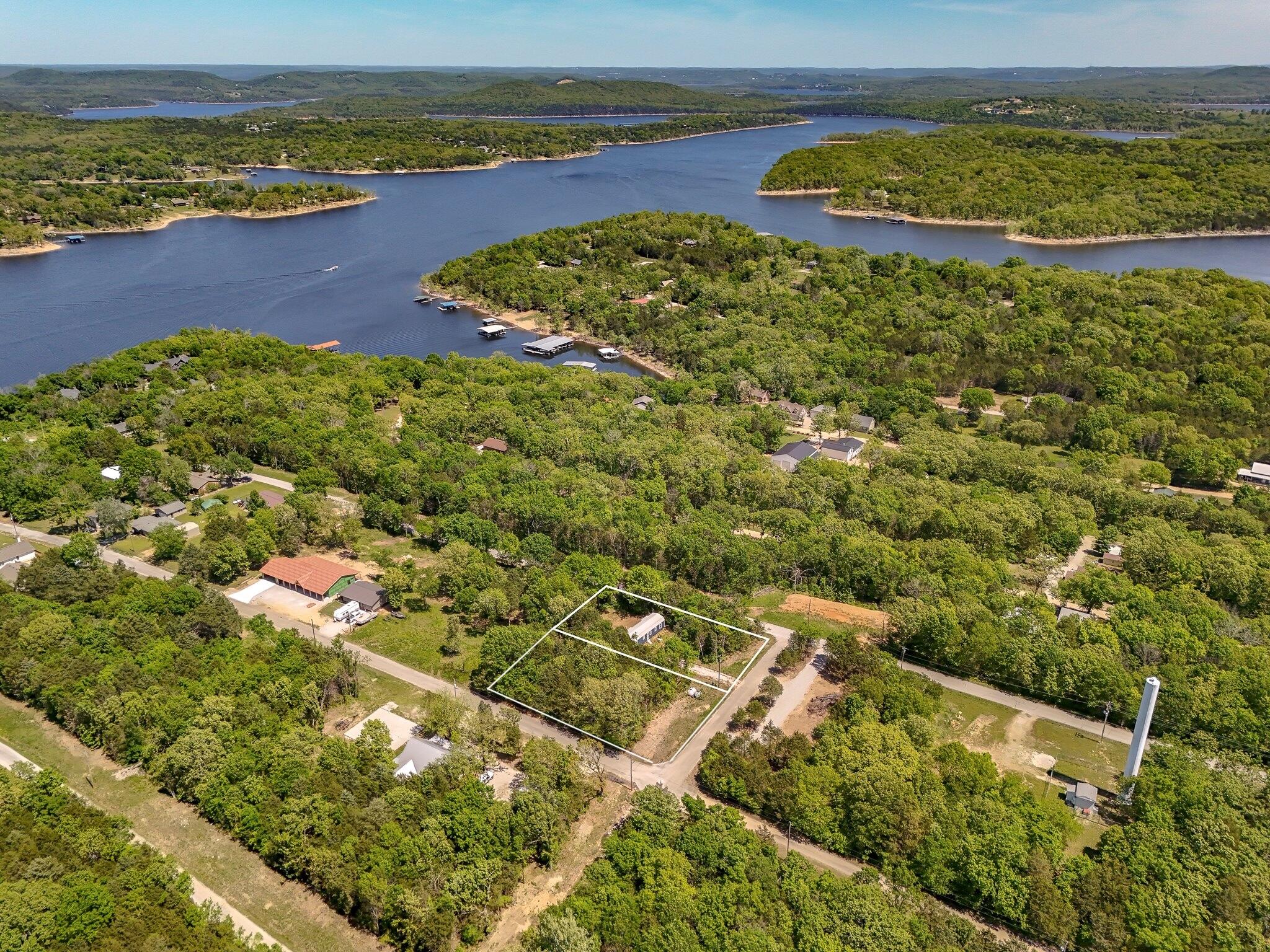 main property photo 13
