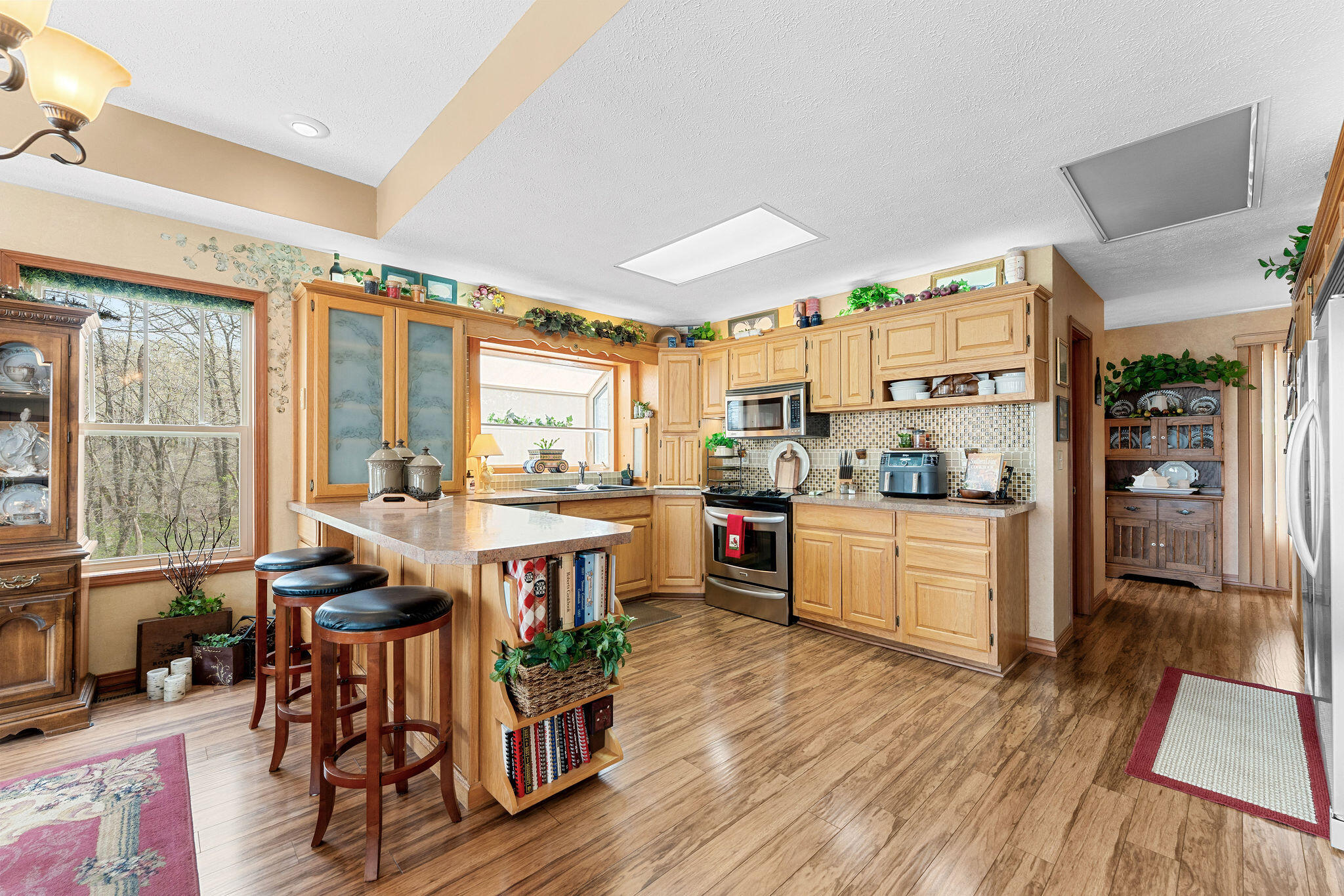 main property photo 18