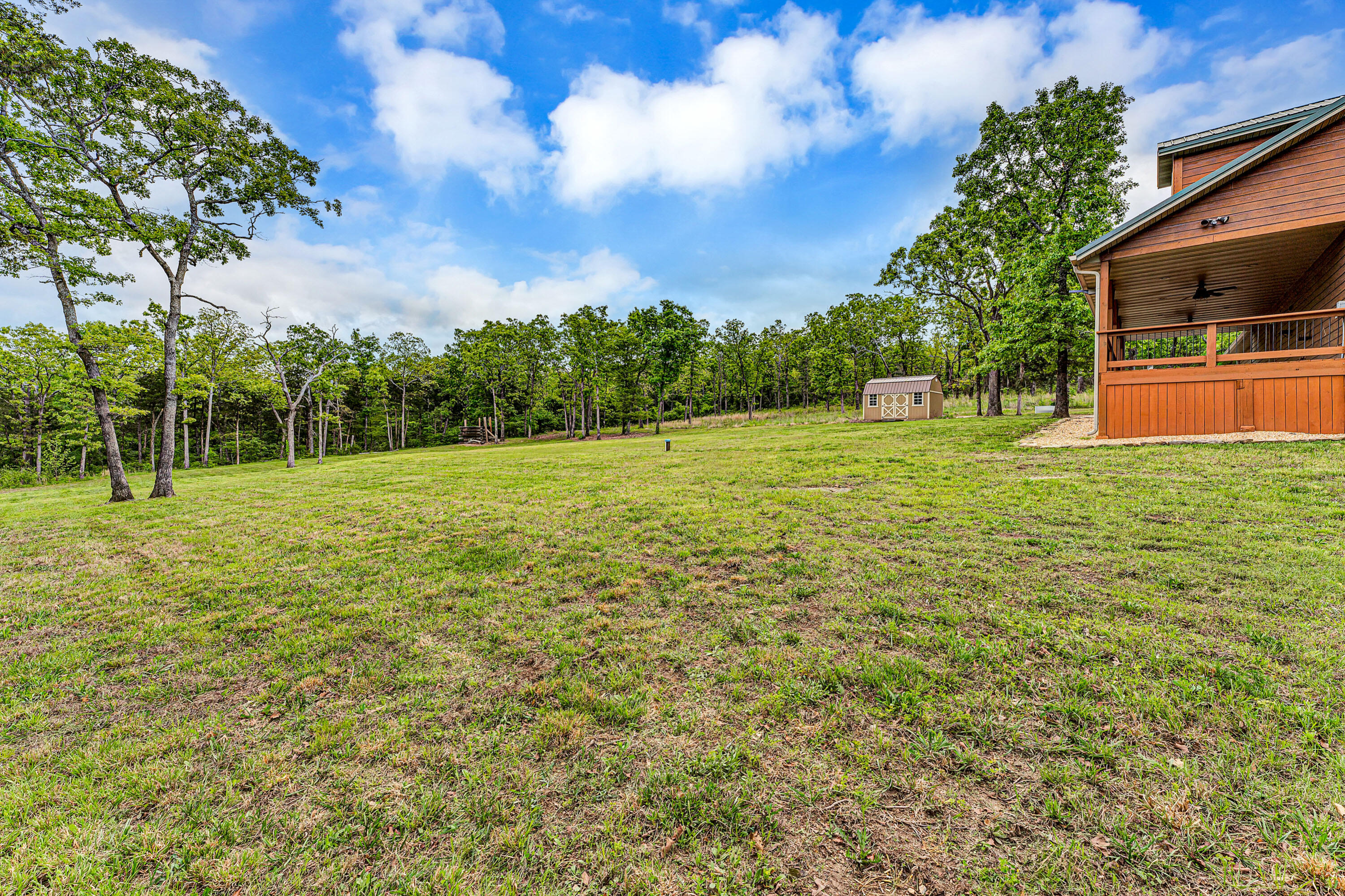 main property photo 37