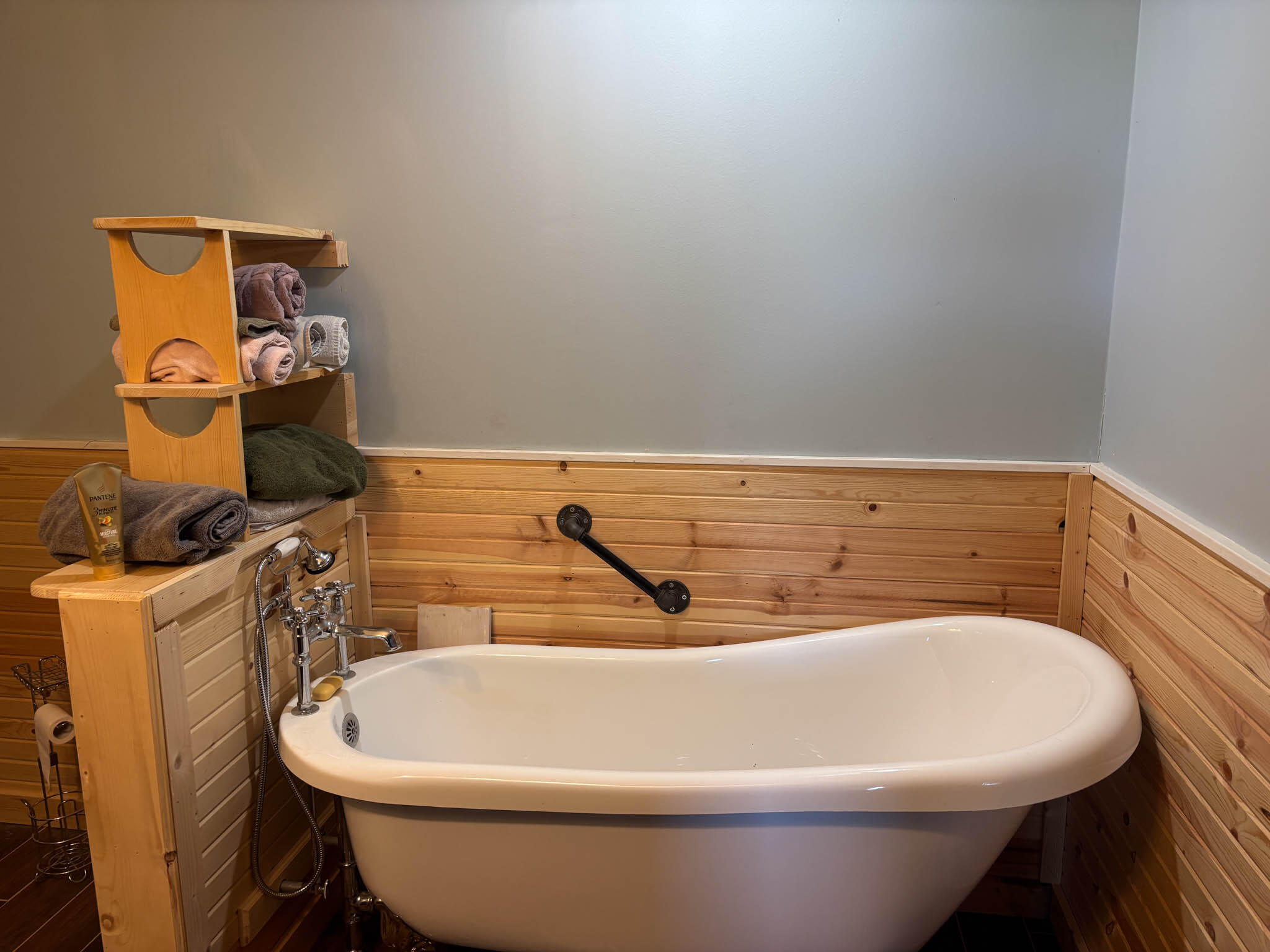 main property photo 18