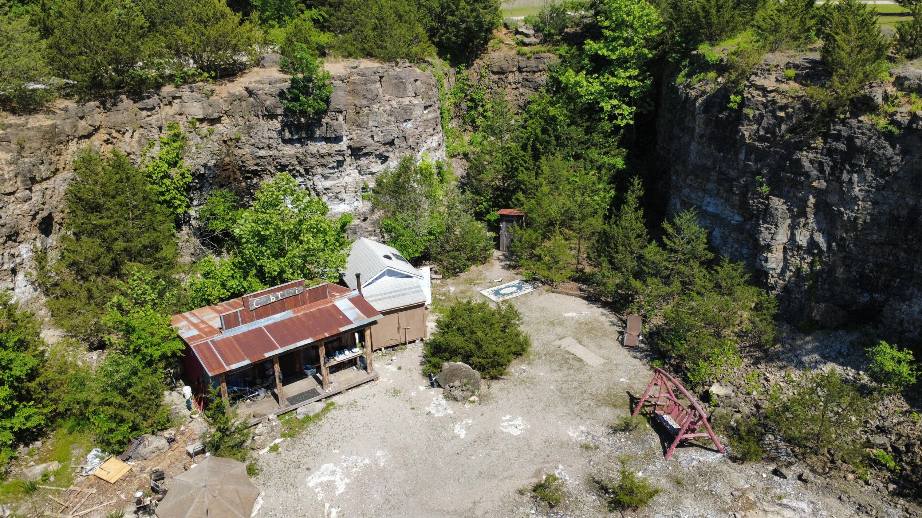 main property photo 51