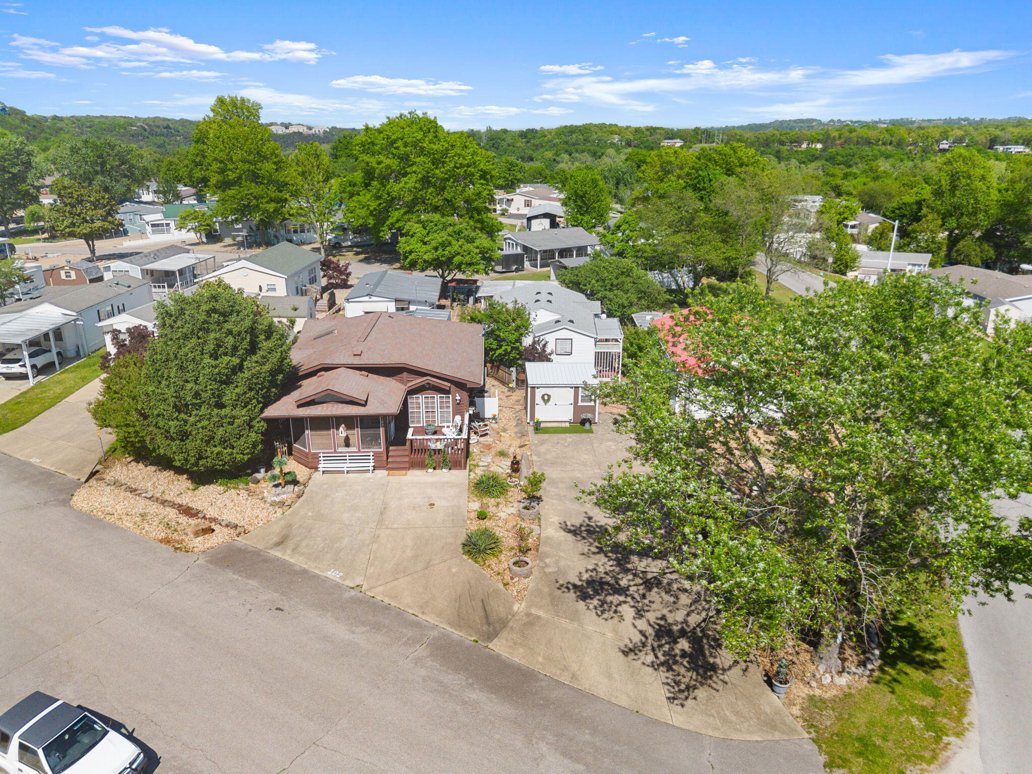 main property photo 37