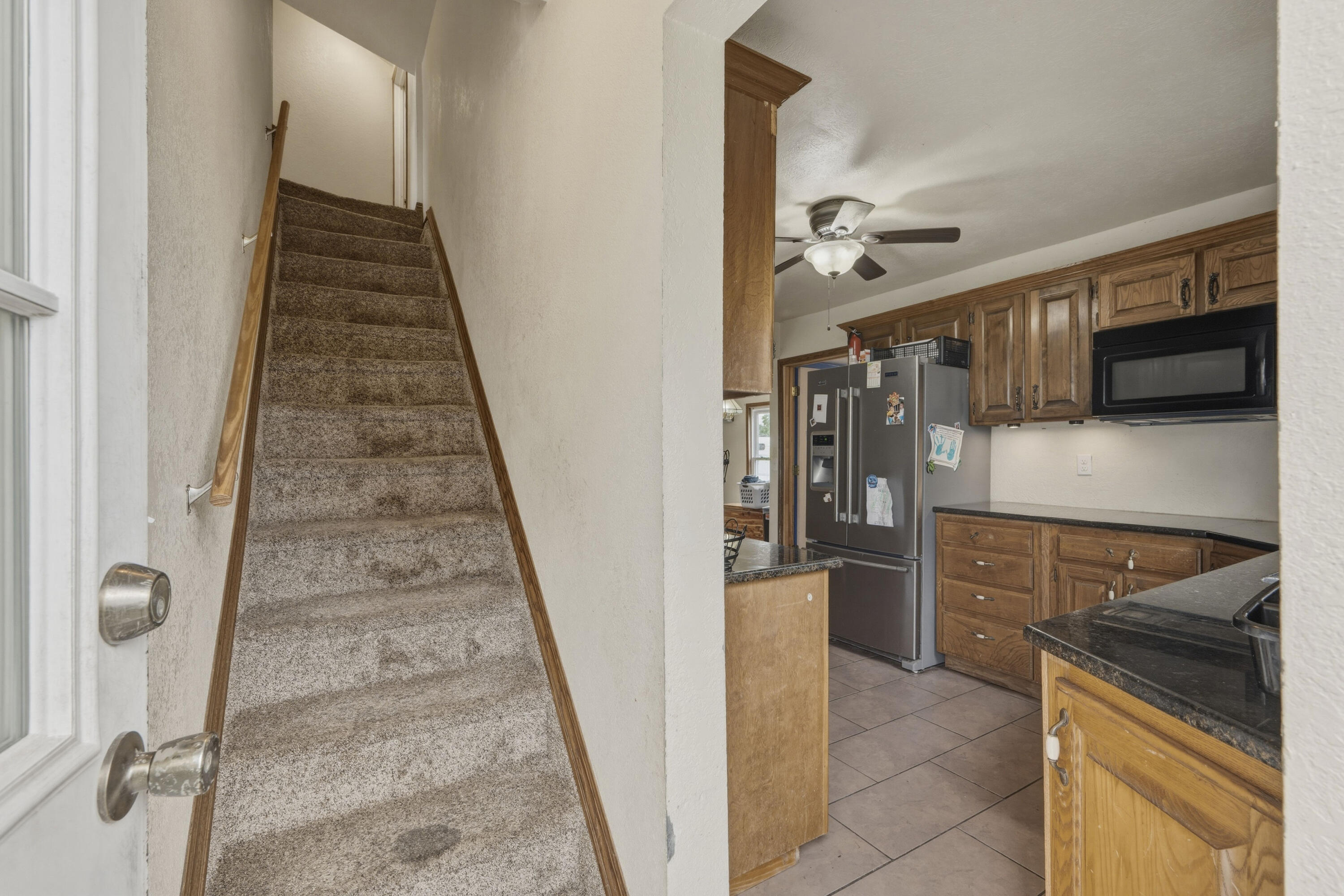 main property photo 28