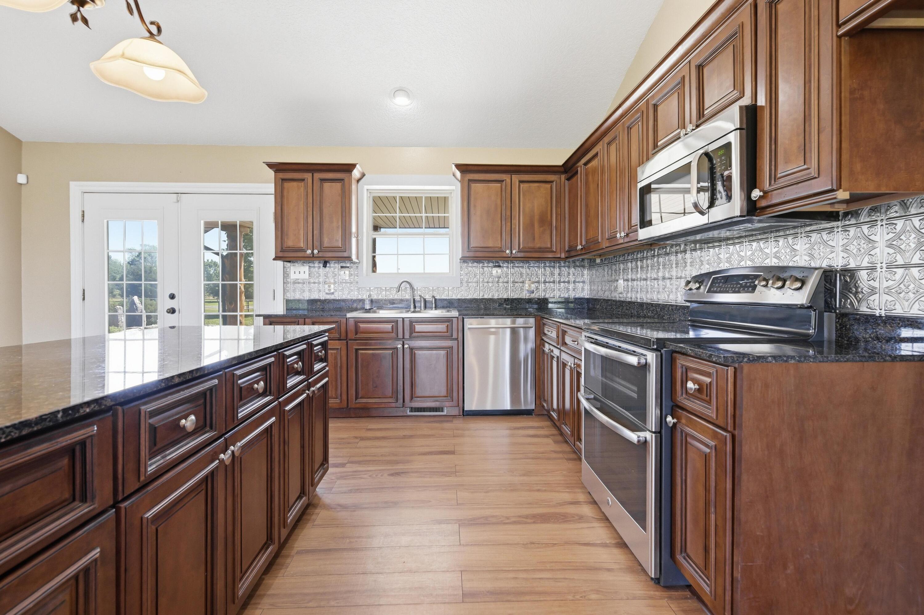 main property photo 74