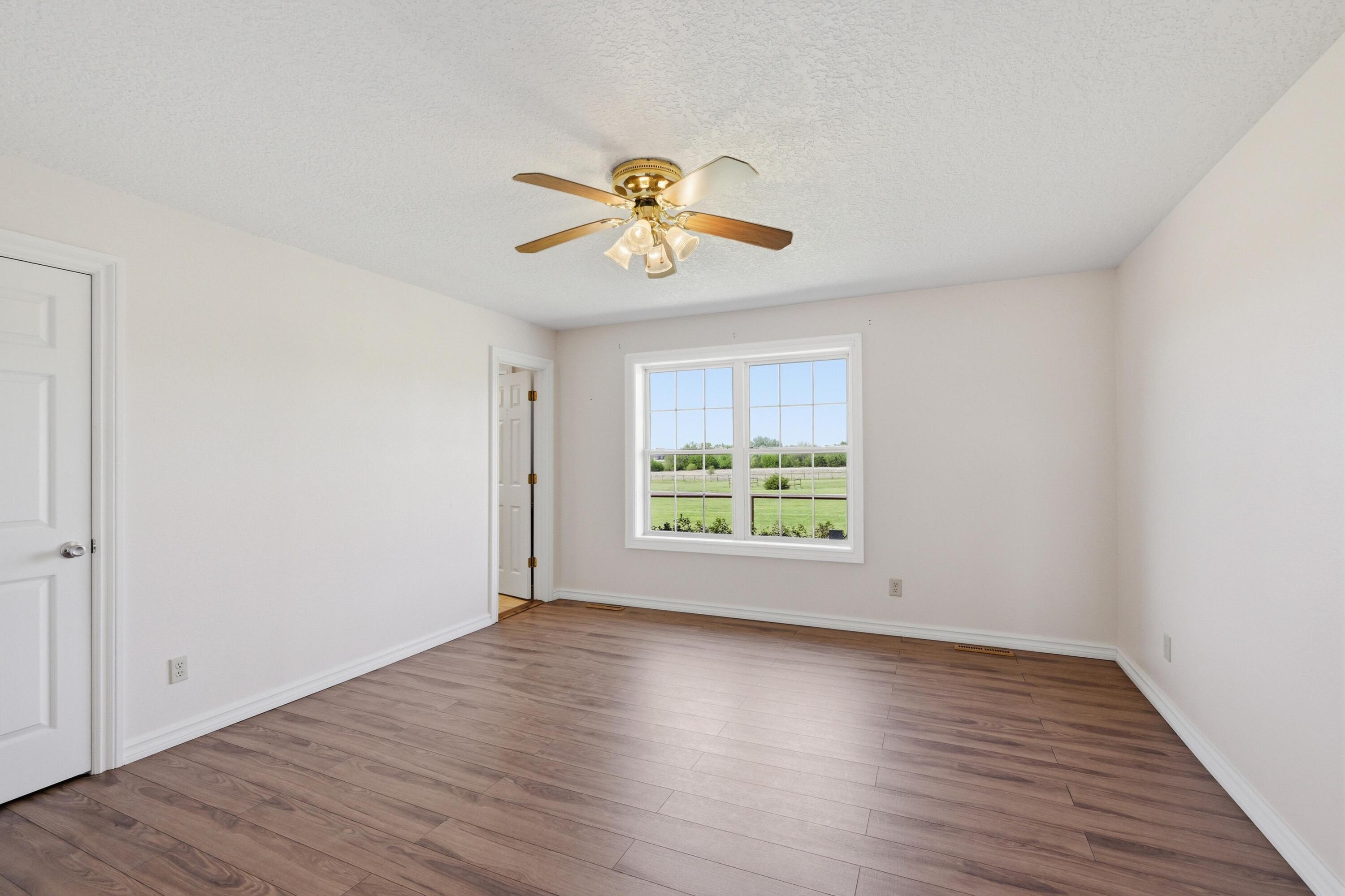 main property photo 78