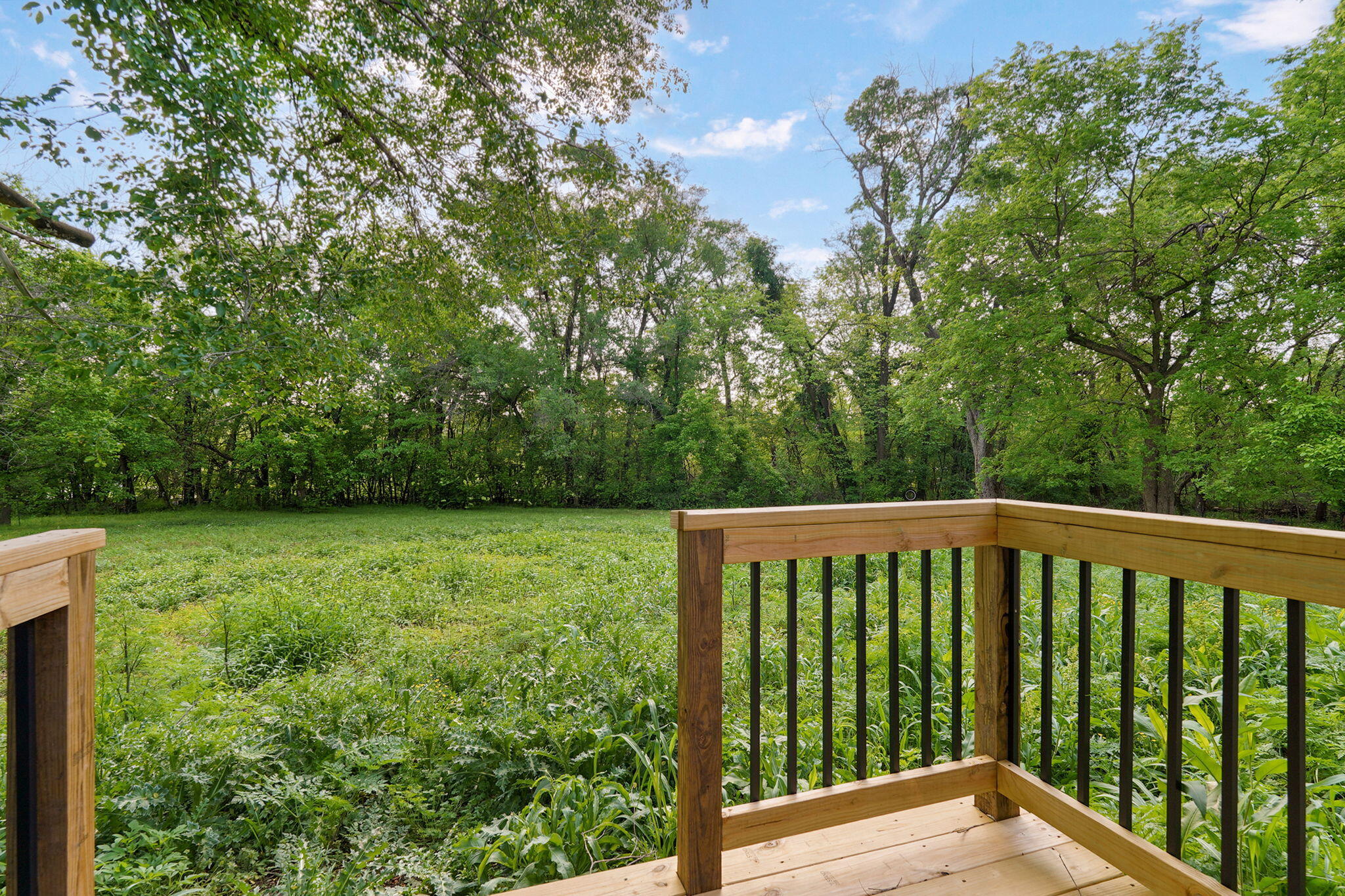 main property photo 27