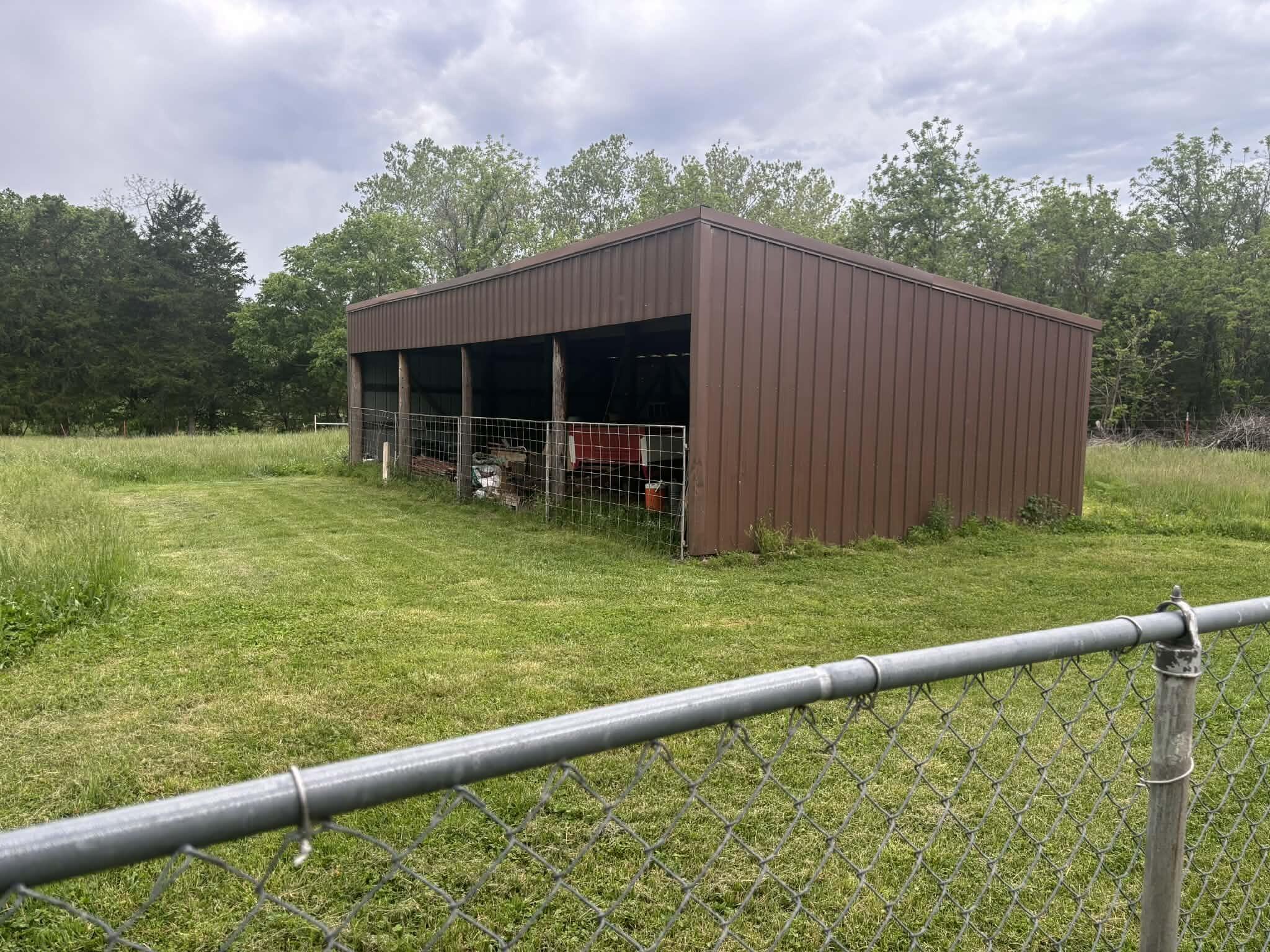 main property photo 13