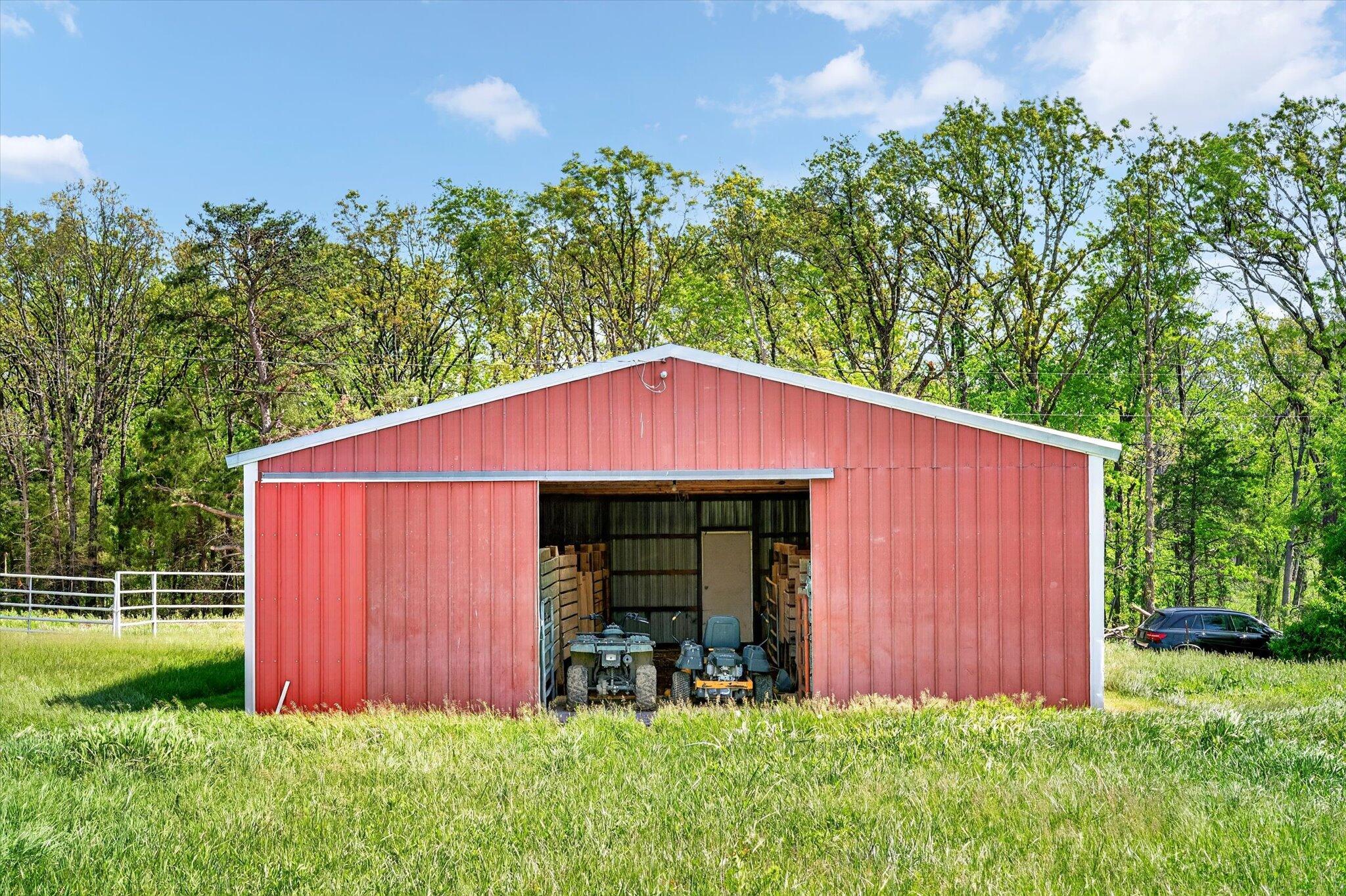 main property photo 45