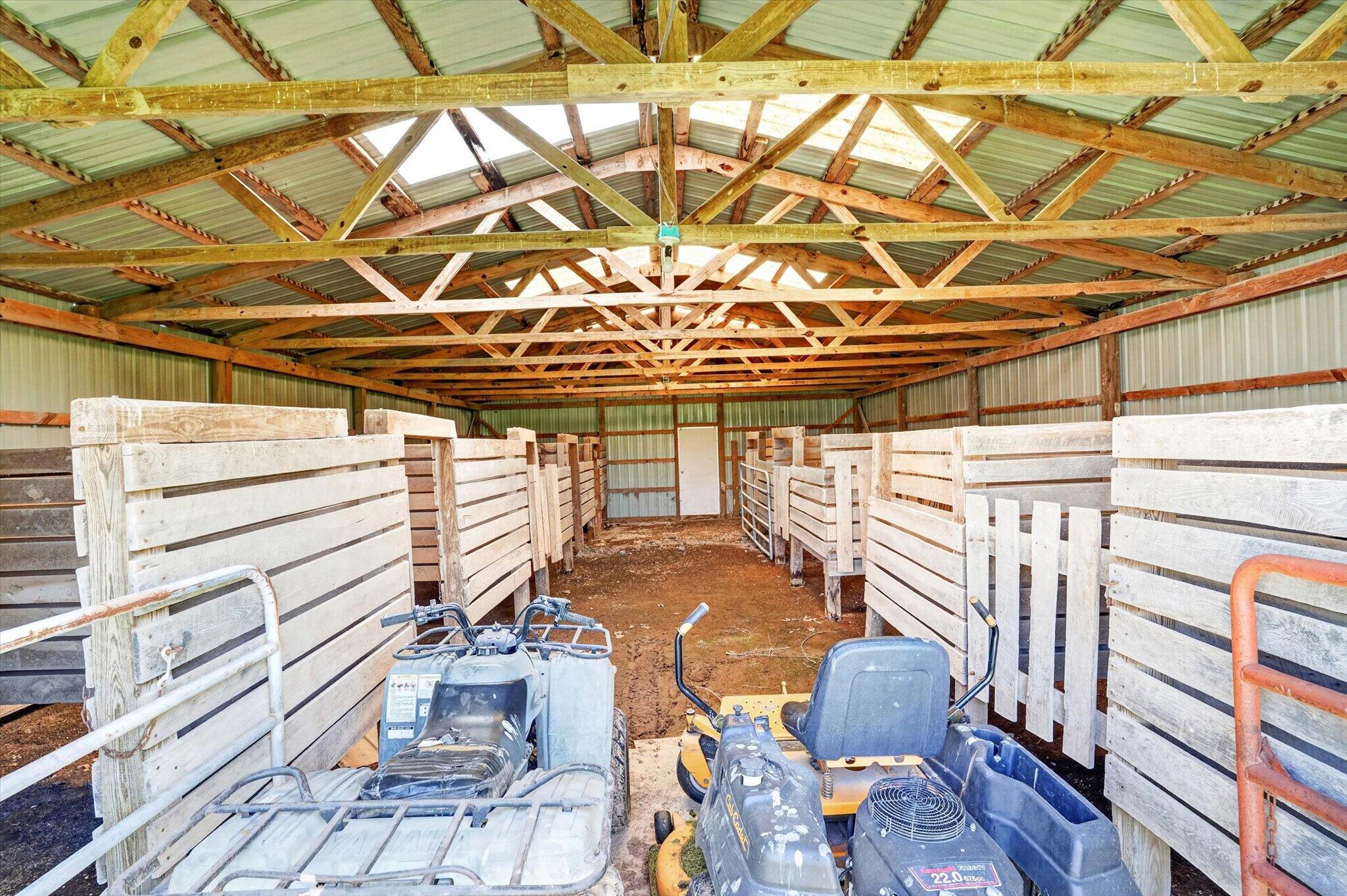main property photo 51